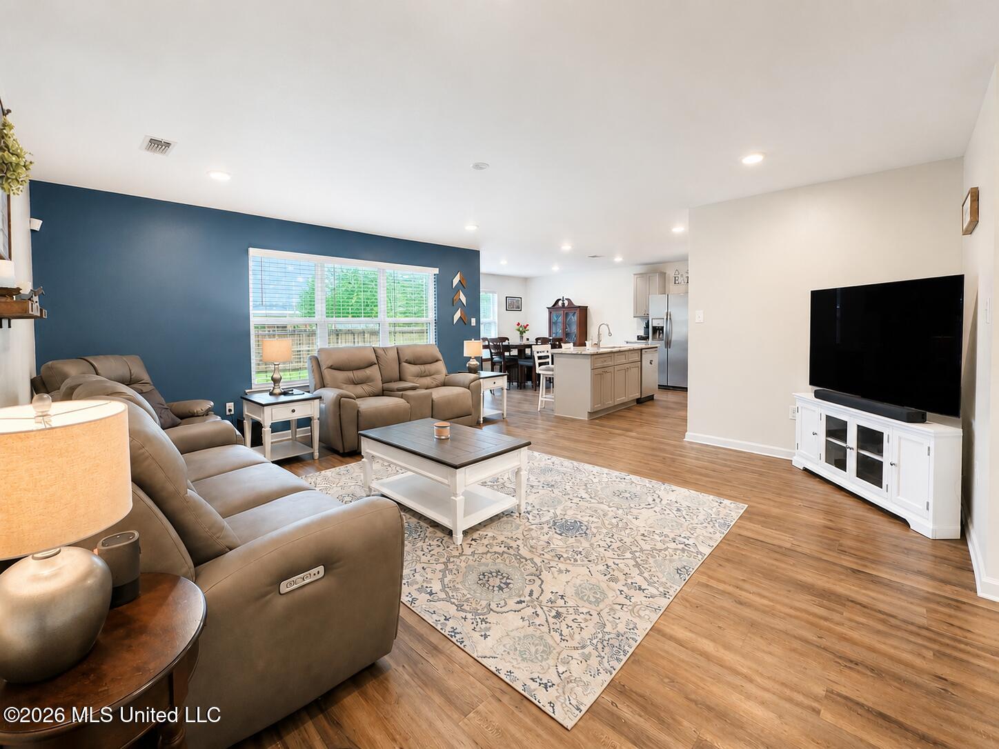 9023 Bellewood Place Property Photo 4