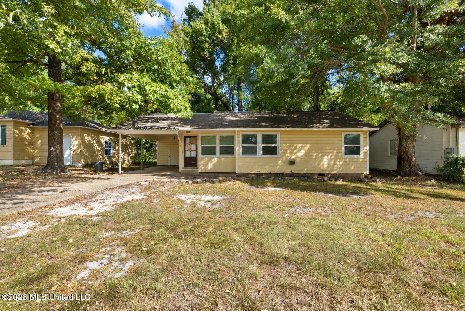 711 Myrtle Street Property Photo 3