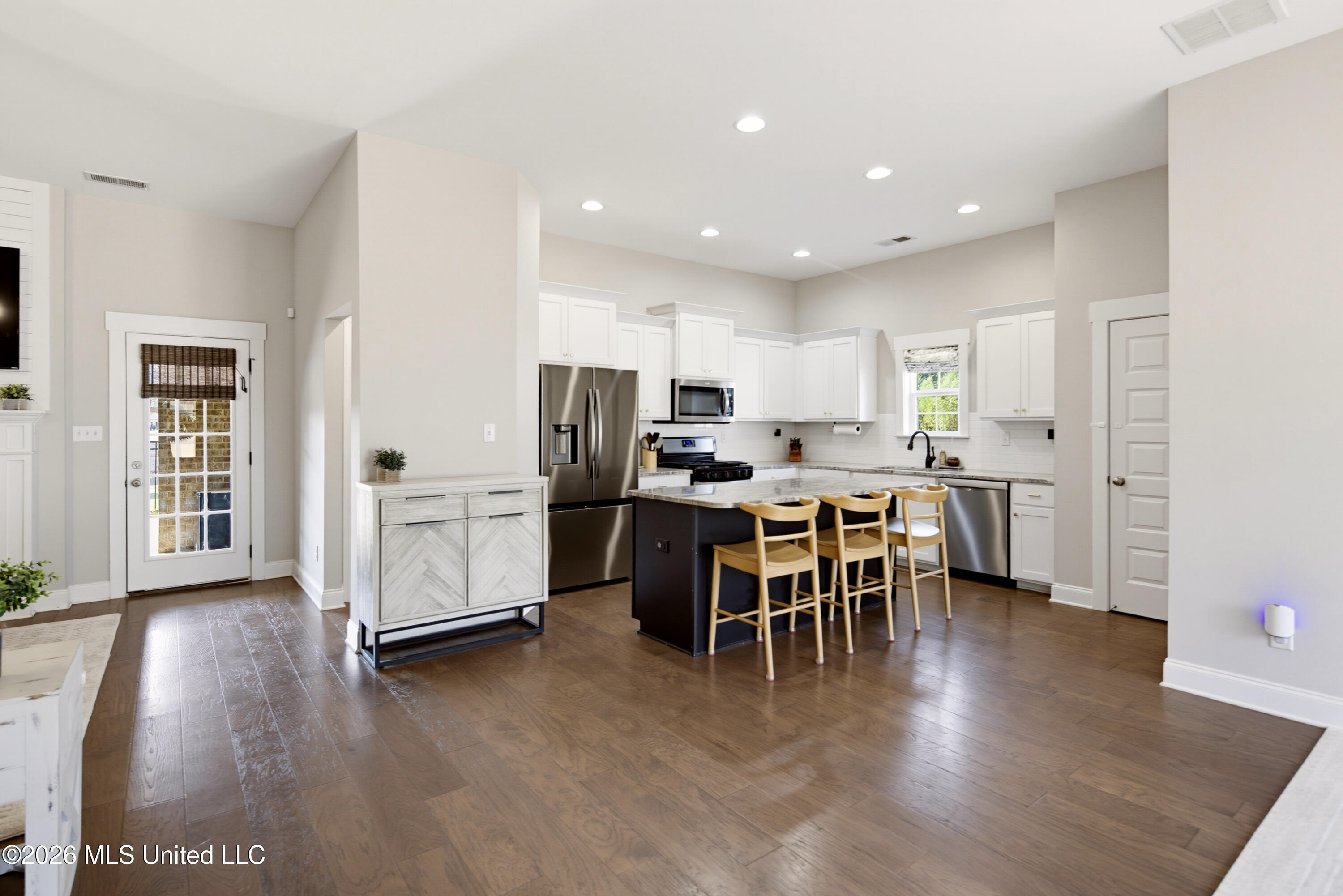 1060 Pettigrew Drive Property Photo 11