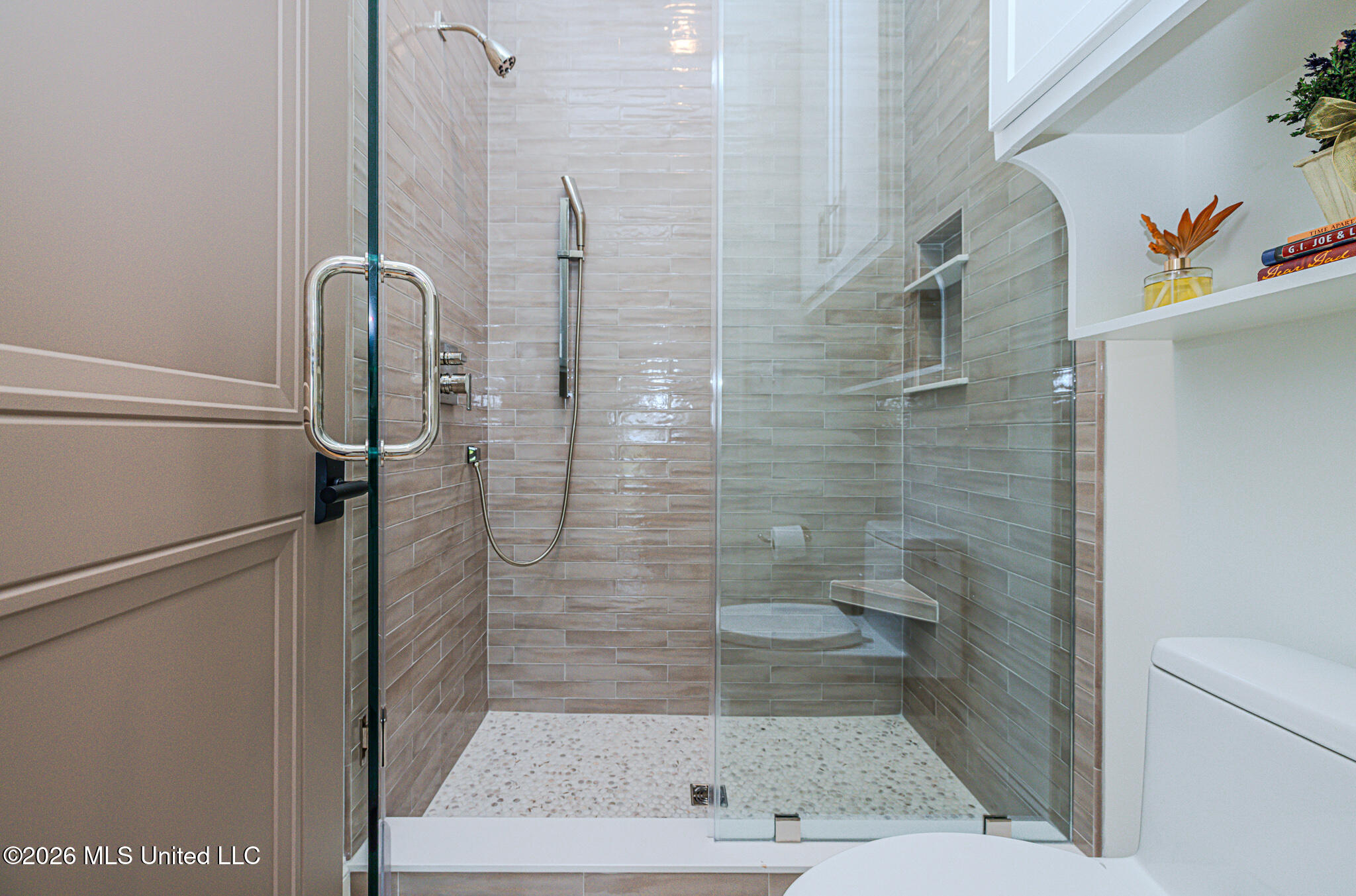 107 Bishop Point Property Photo 37