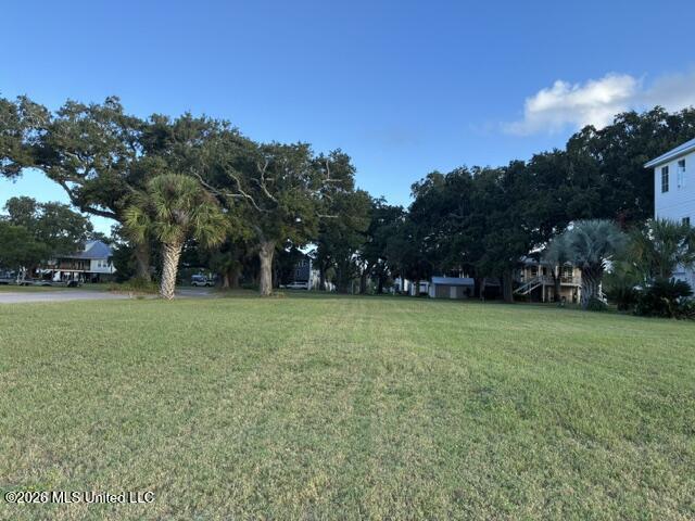754 W Beach Boulevard Property Photo 1