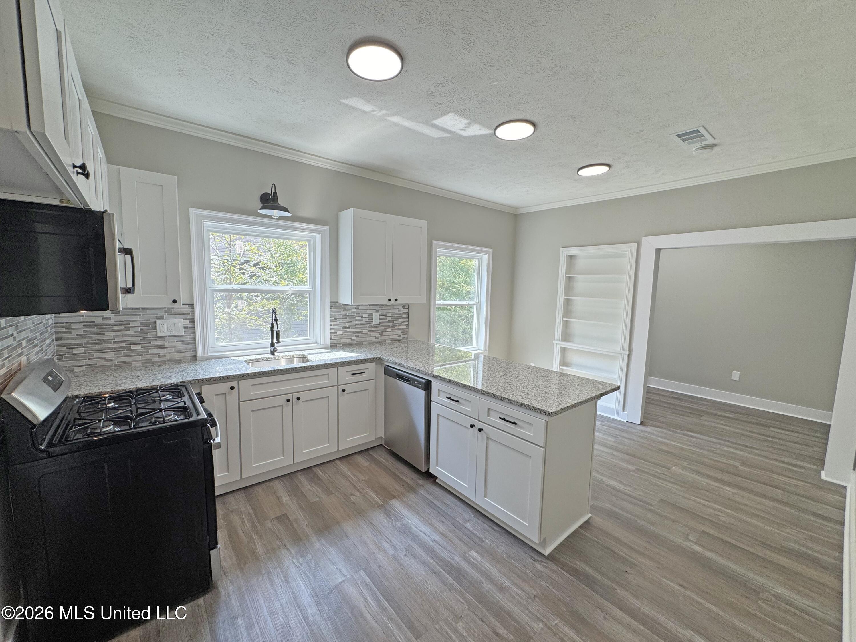 509 N Jackson Street Property Photo 5