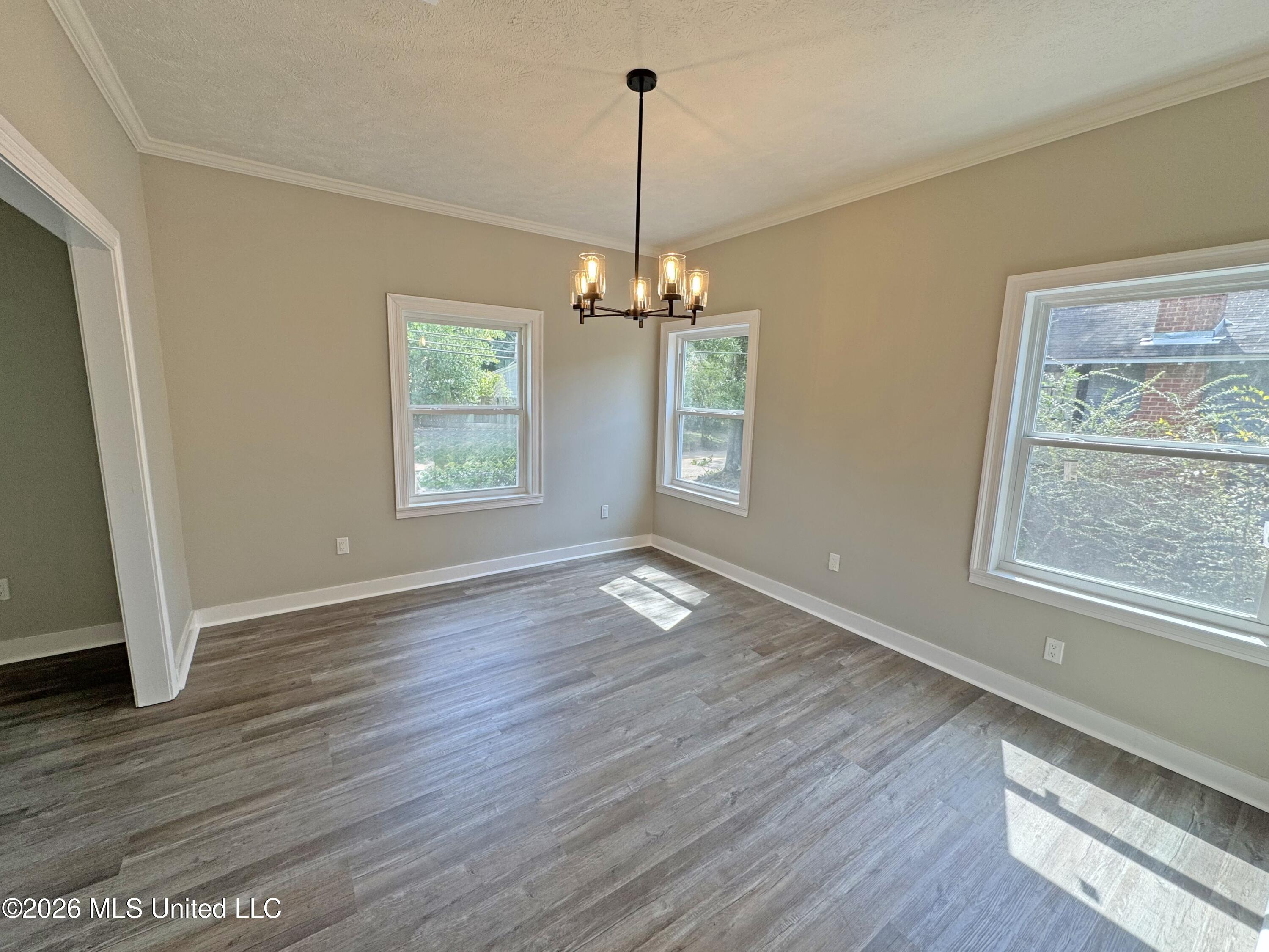 509 N Jackson Street Property Photo 8