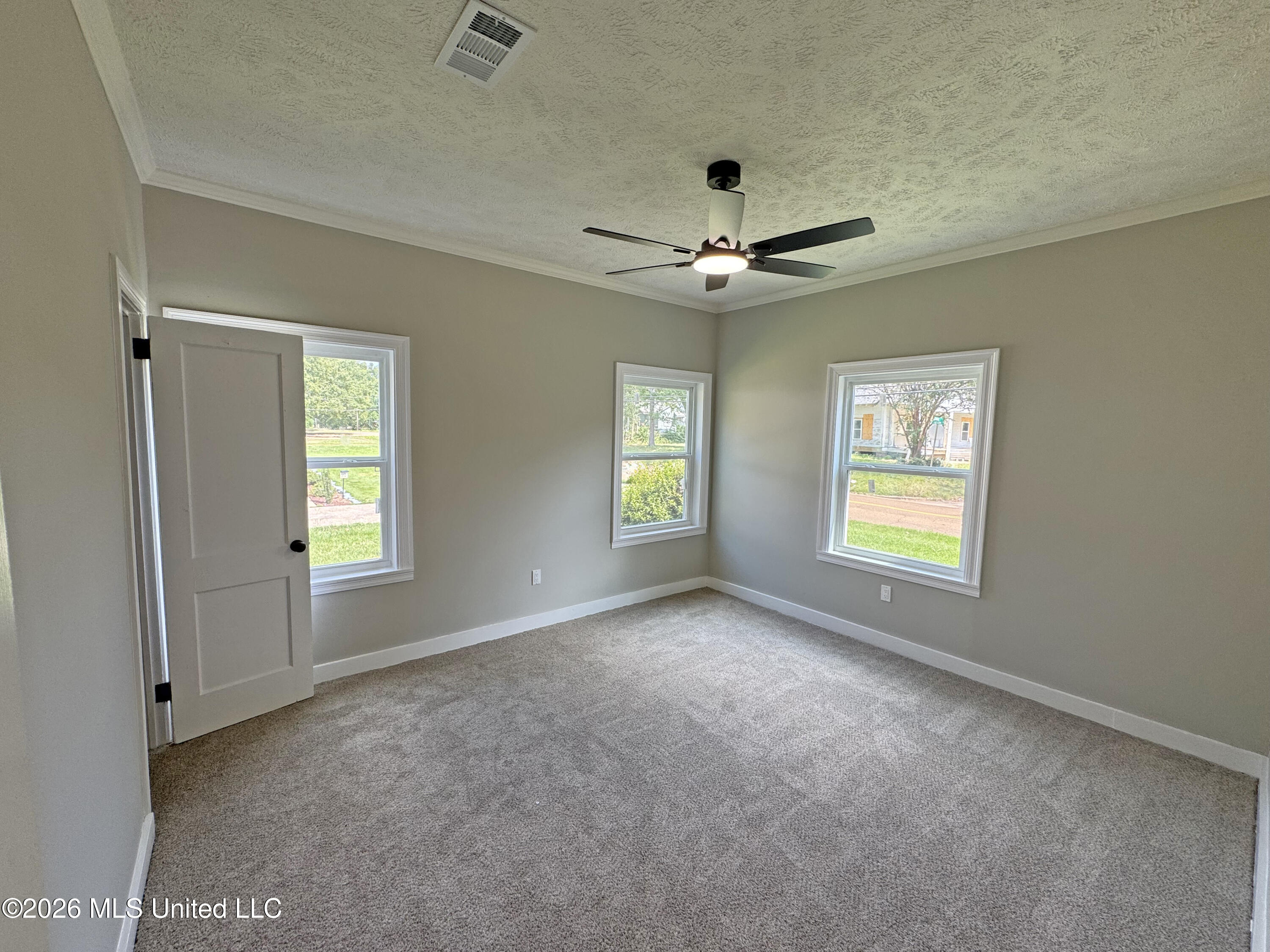 509 N Jackson Street Property Photo 13