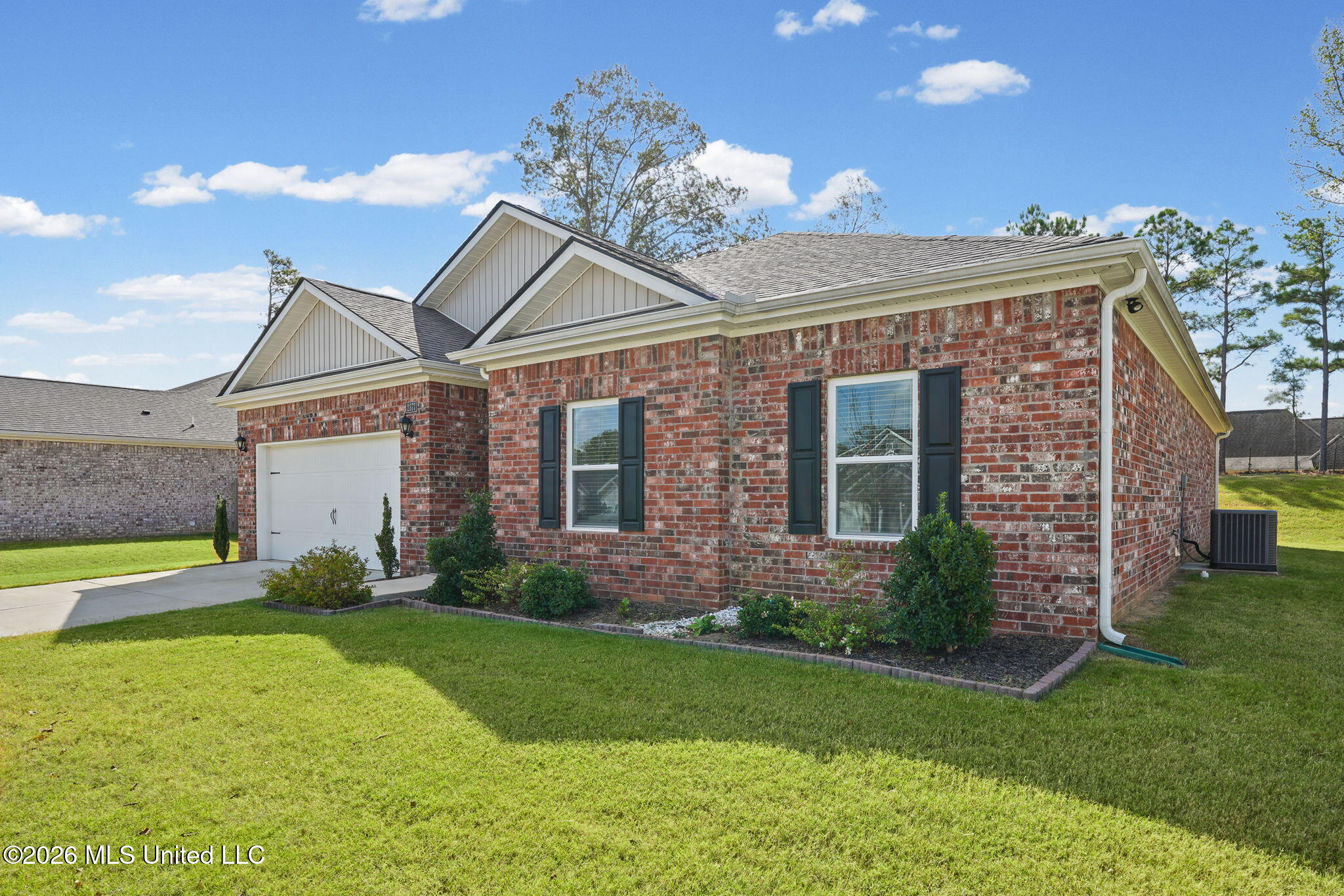 2377 Hyacinth Lane Property Photo 2