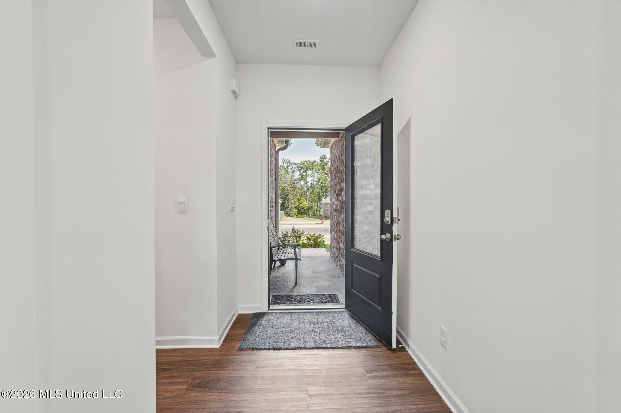 2377 Hyacinth Lane Property Photo 6