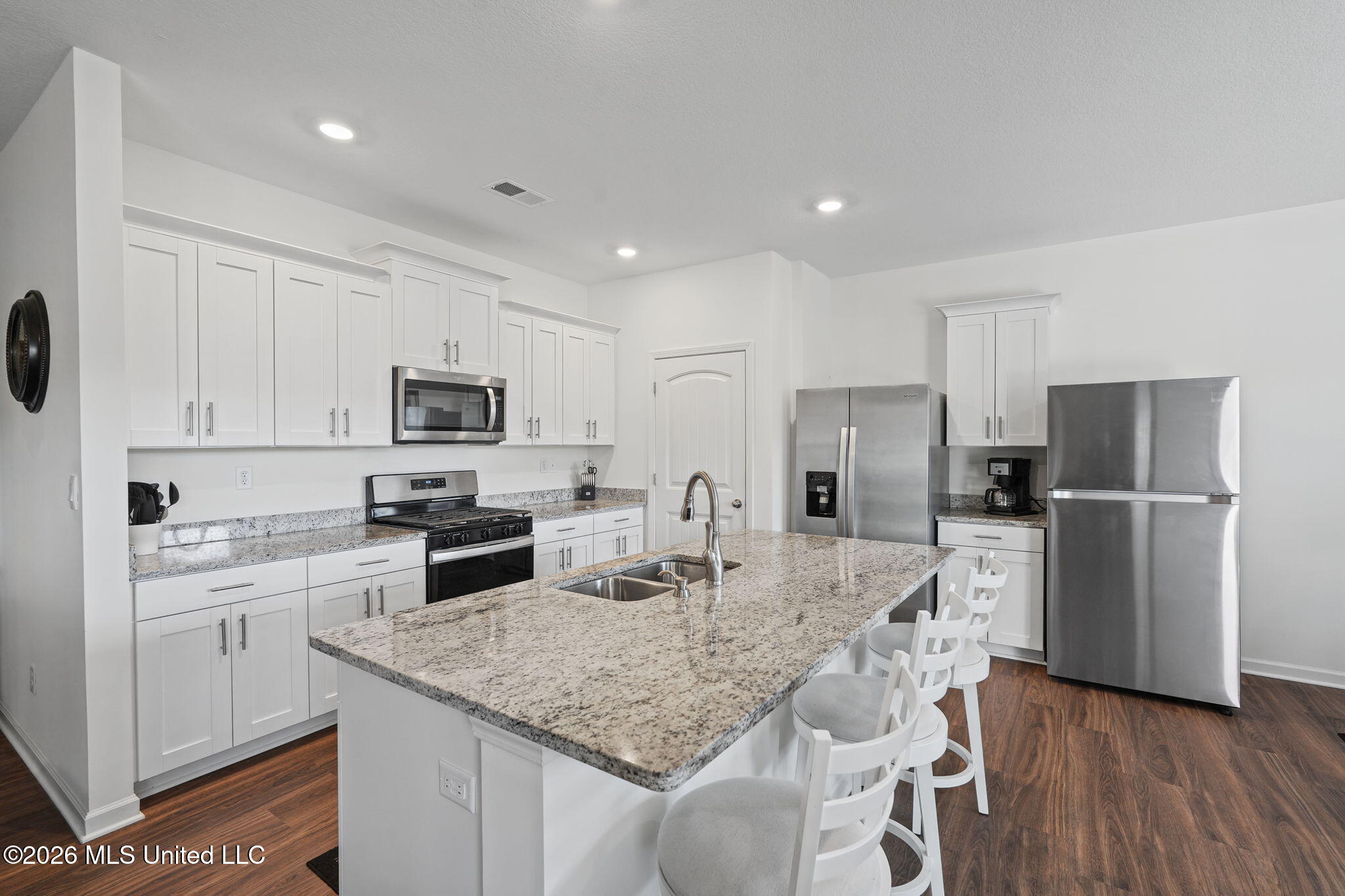 2377 Hyacinth Lane Property Photo 12