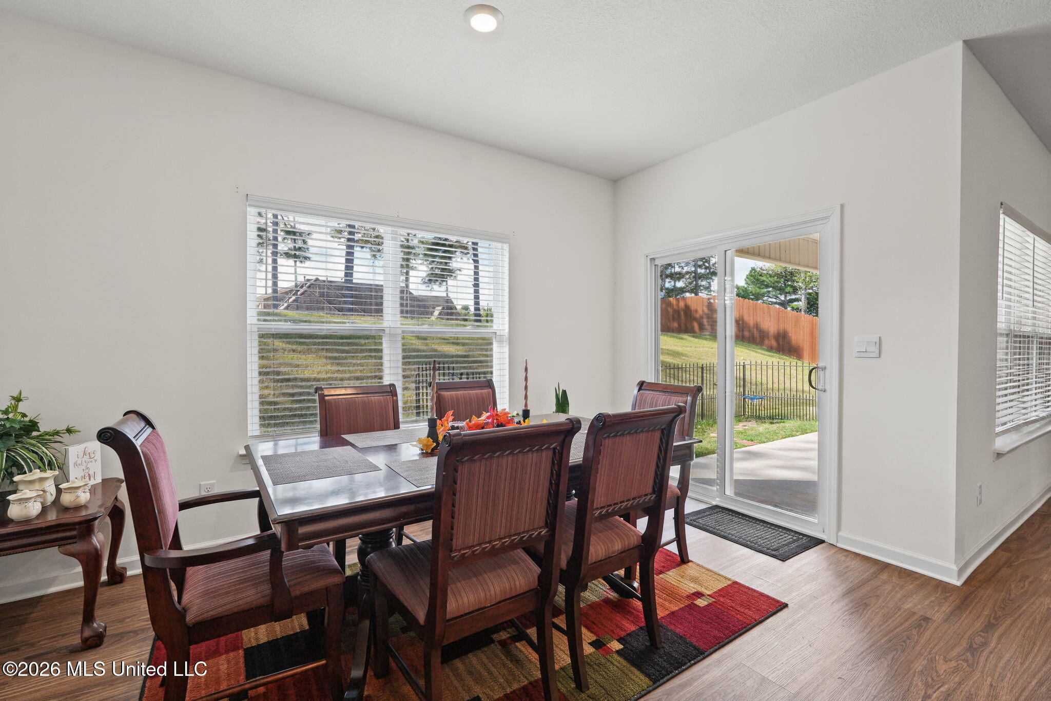 2377 Hyacinth Lane Property Photo 15