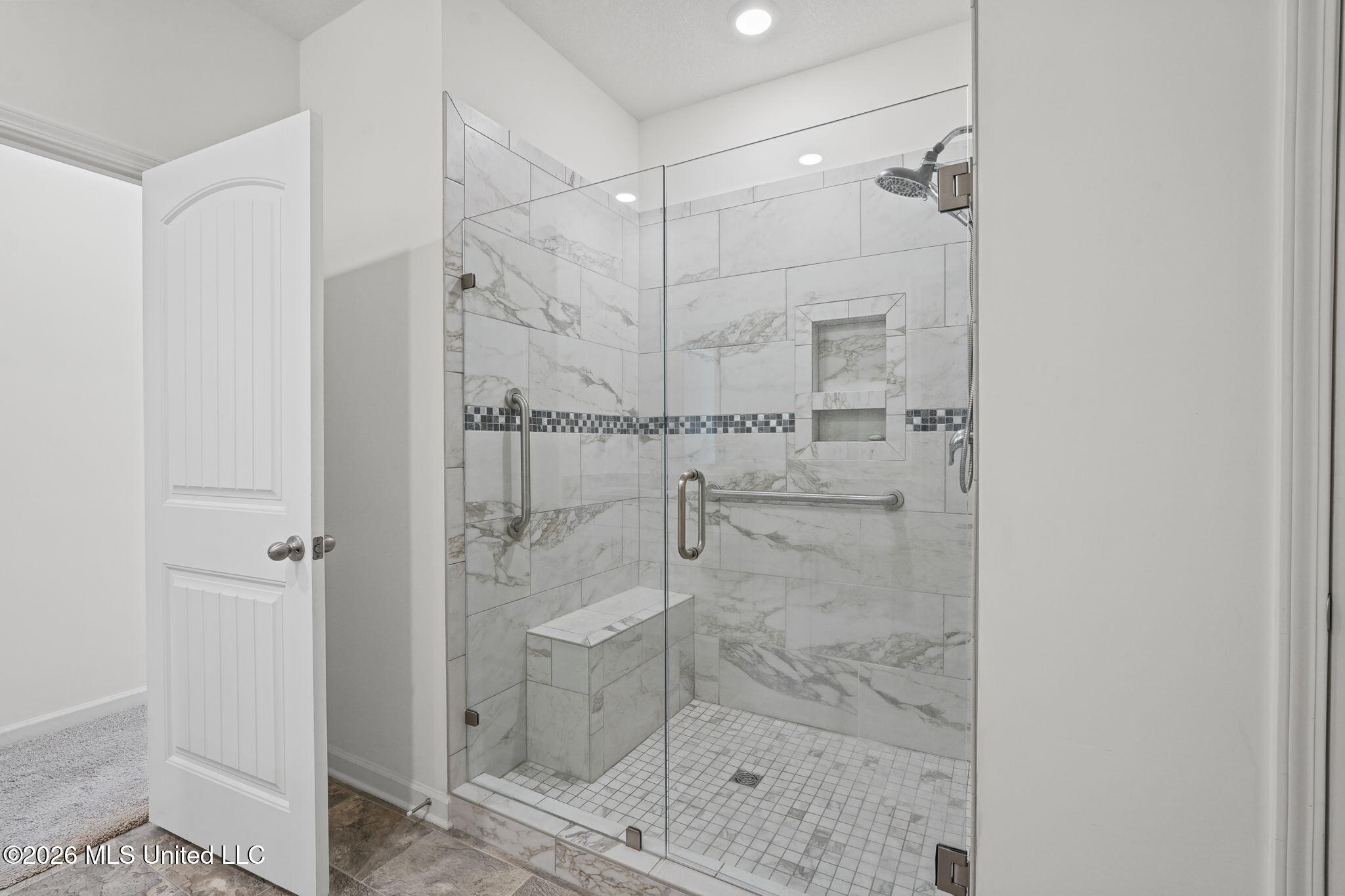 2377 Hyacinth Lane Property Photo 18
