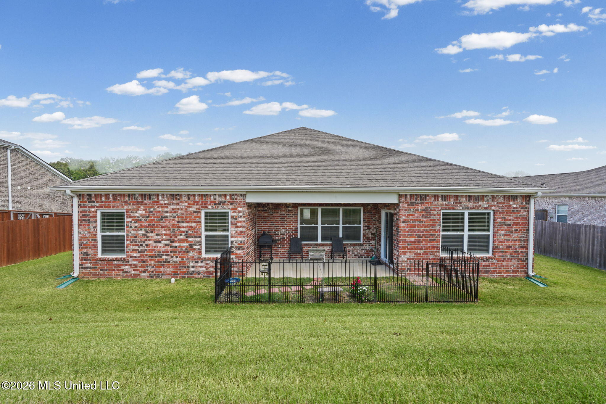 2377 Hyacinth Lane Property Photo 27