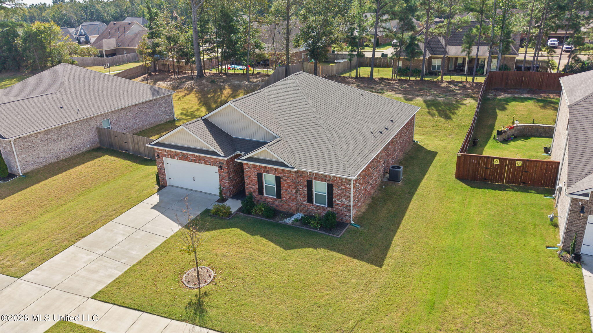 2377 Hyacinth Lane Property Photo 29