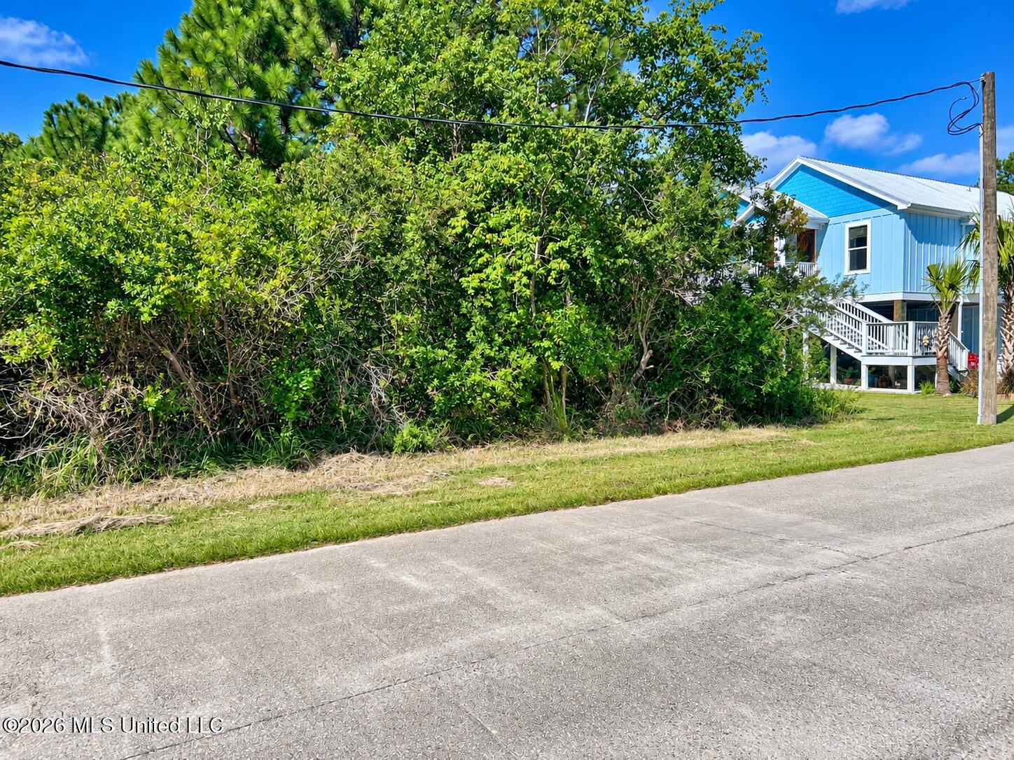 151 Waveland Avenue Property Photo 3