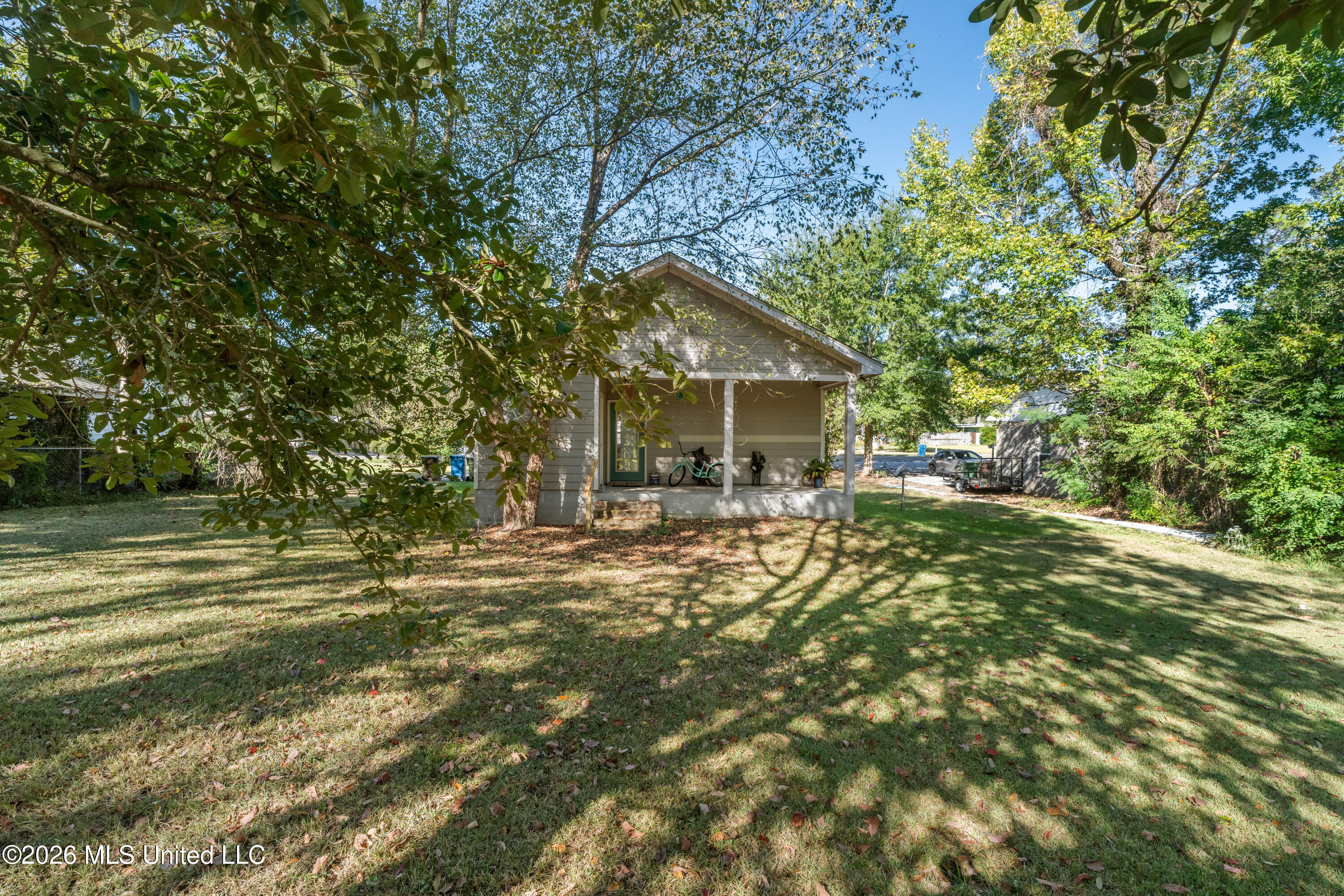 219 N 21st Avenue Property Photo 32