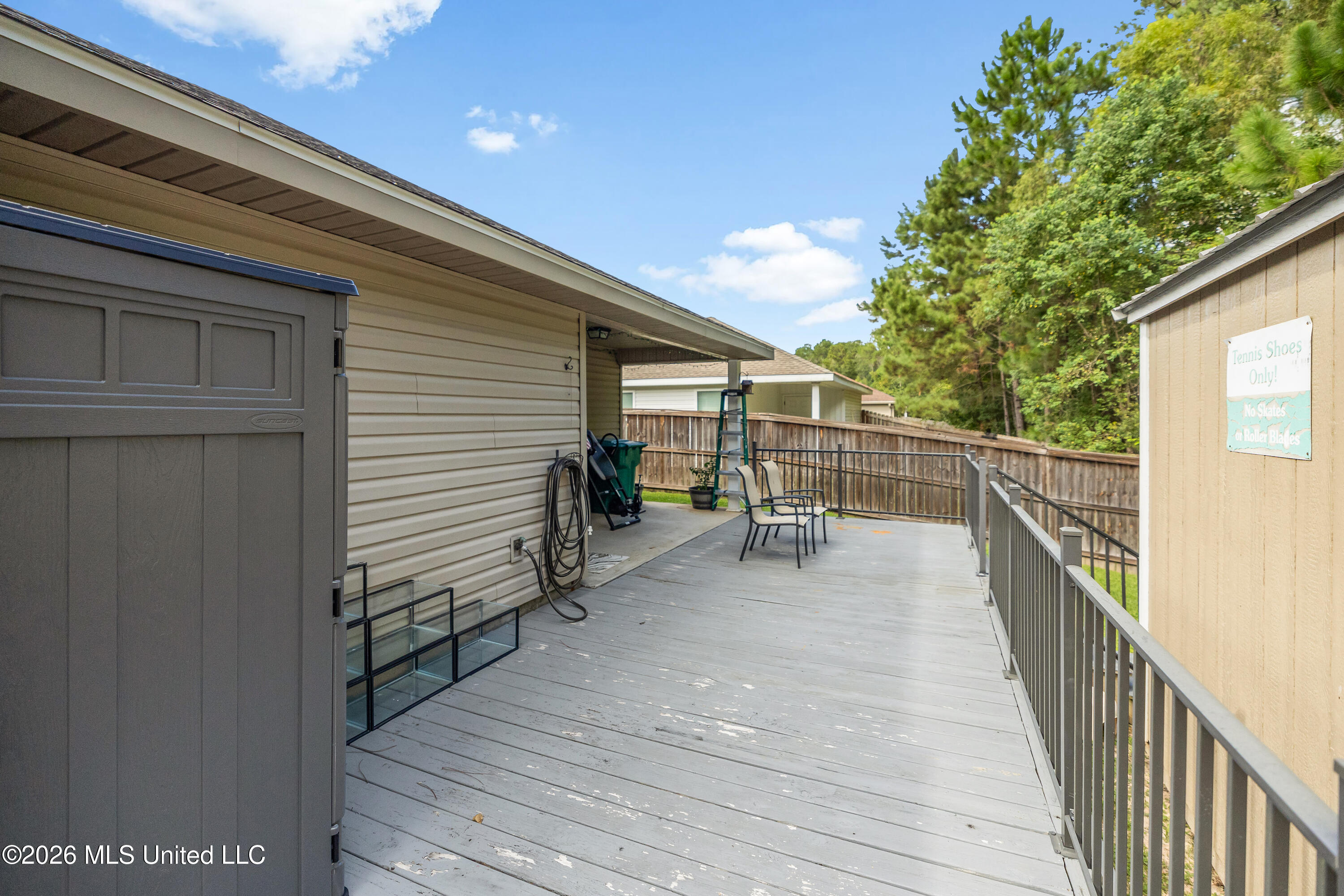 13696 Lawton Lane Property Photo 15