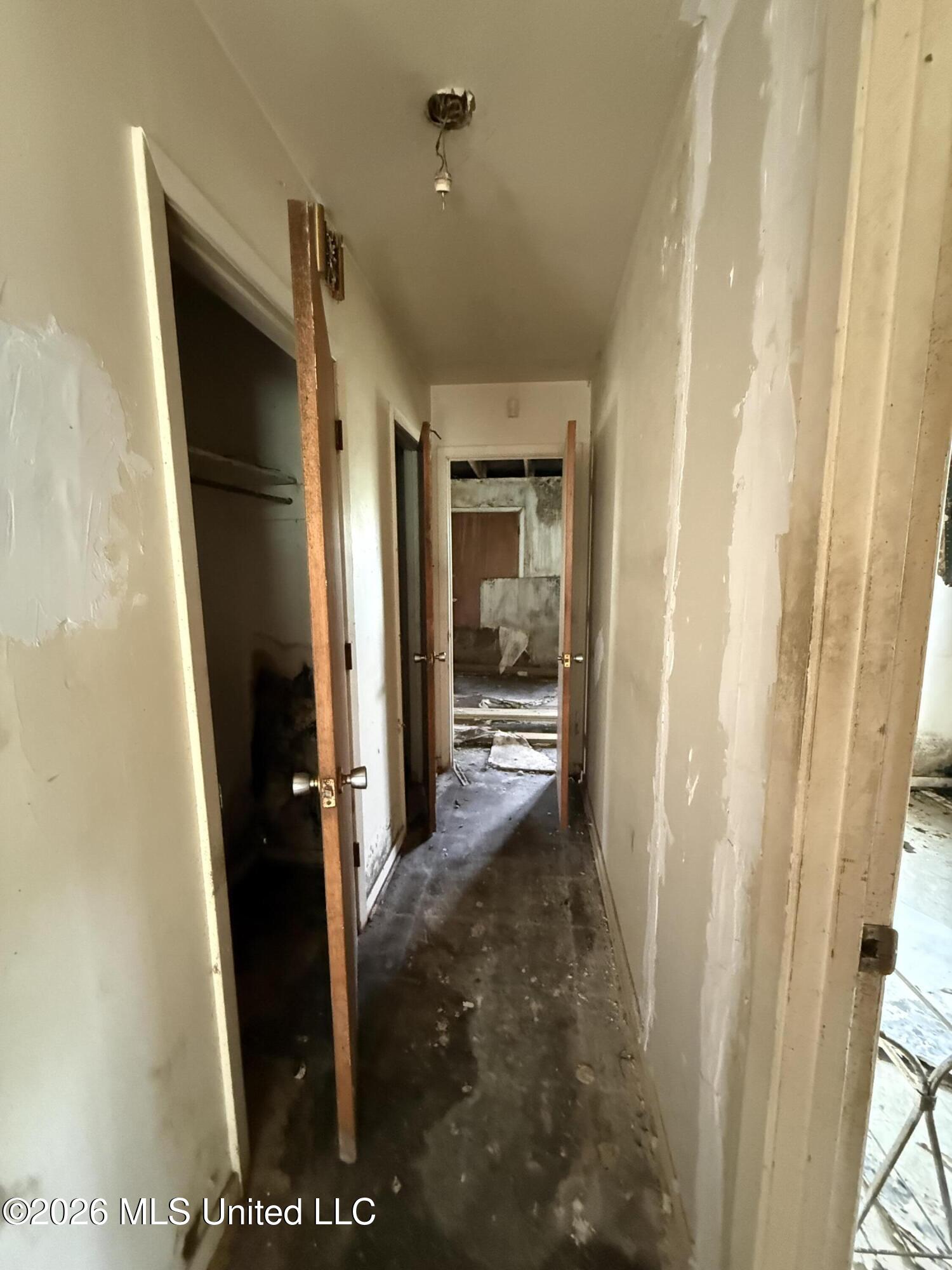 10 King Circle Property Photo 10