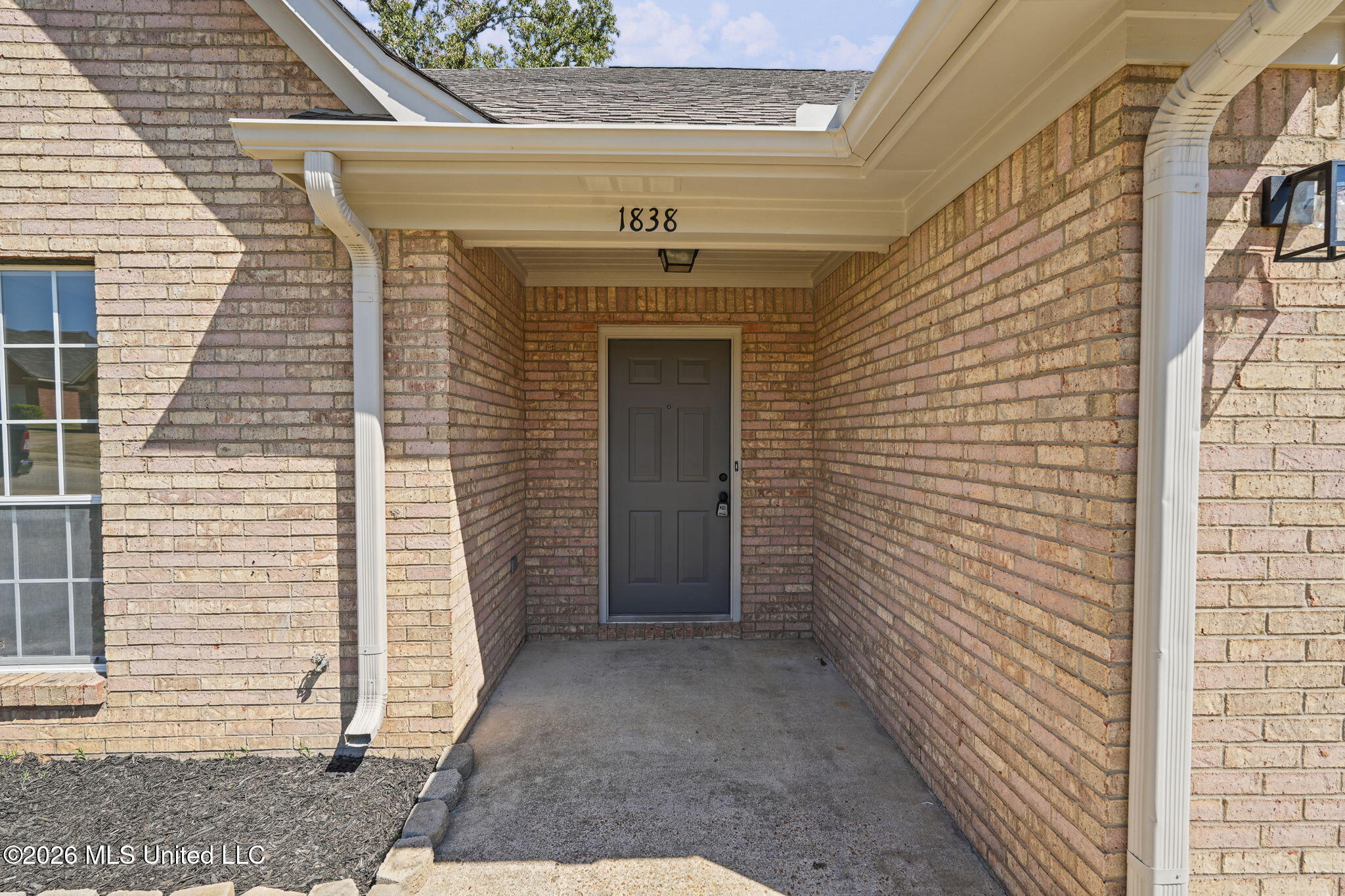 1838 N Timber Way Property Photo 5