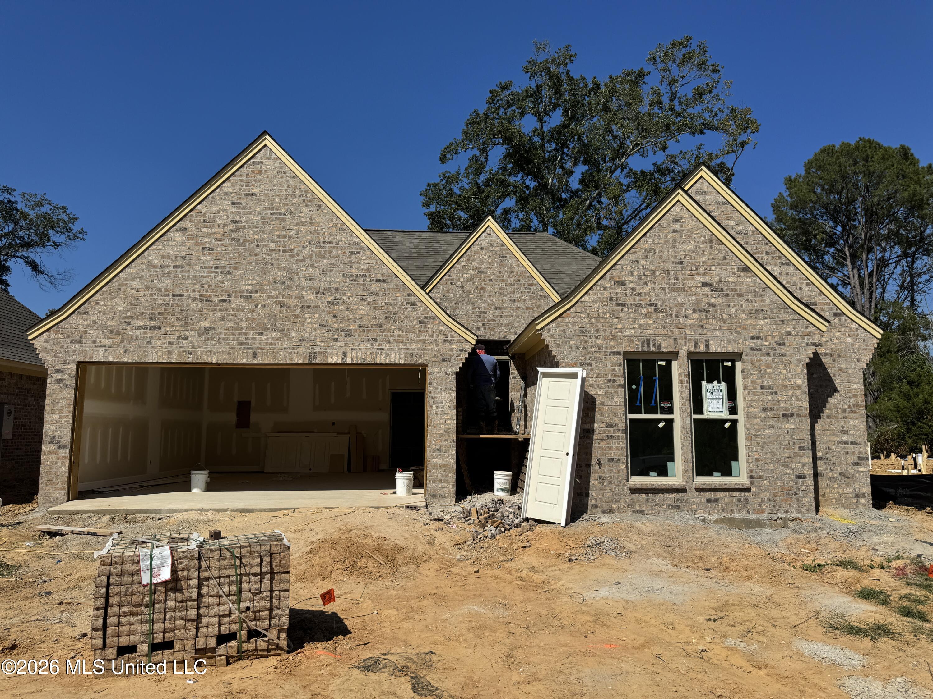 127 Hyde Park Drive Property Photo 1