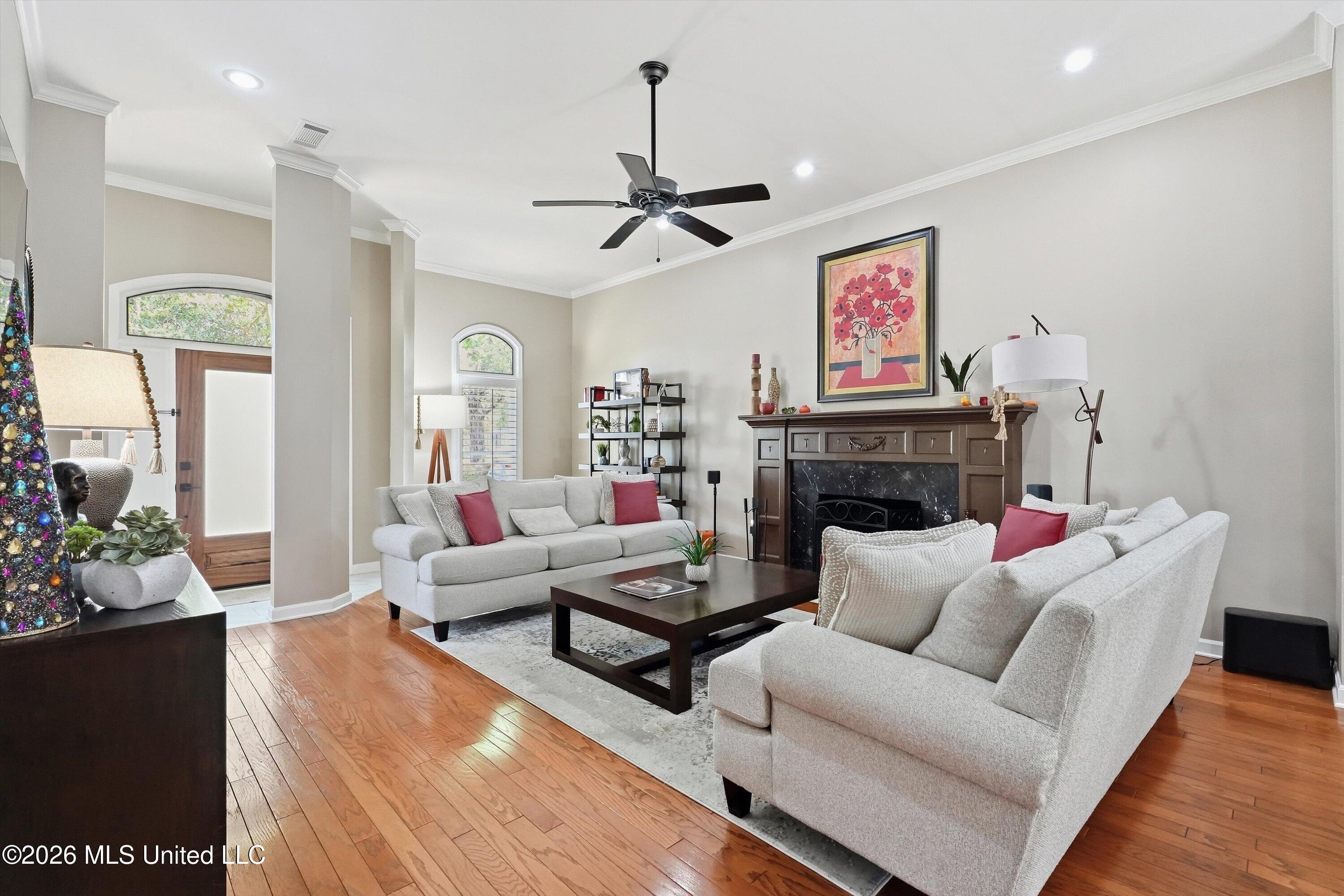 109 Northpointe Parkway Property Photo 6