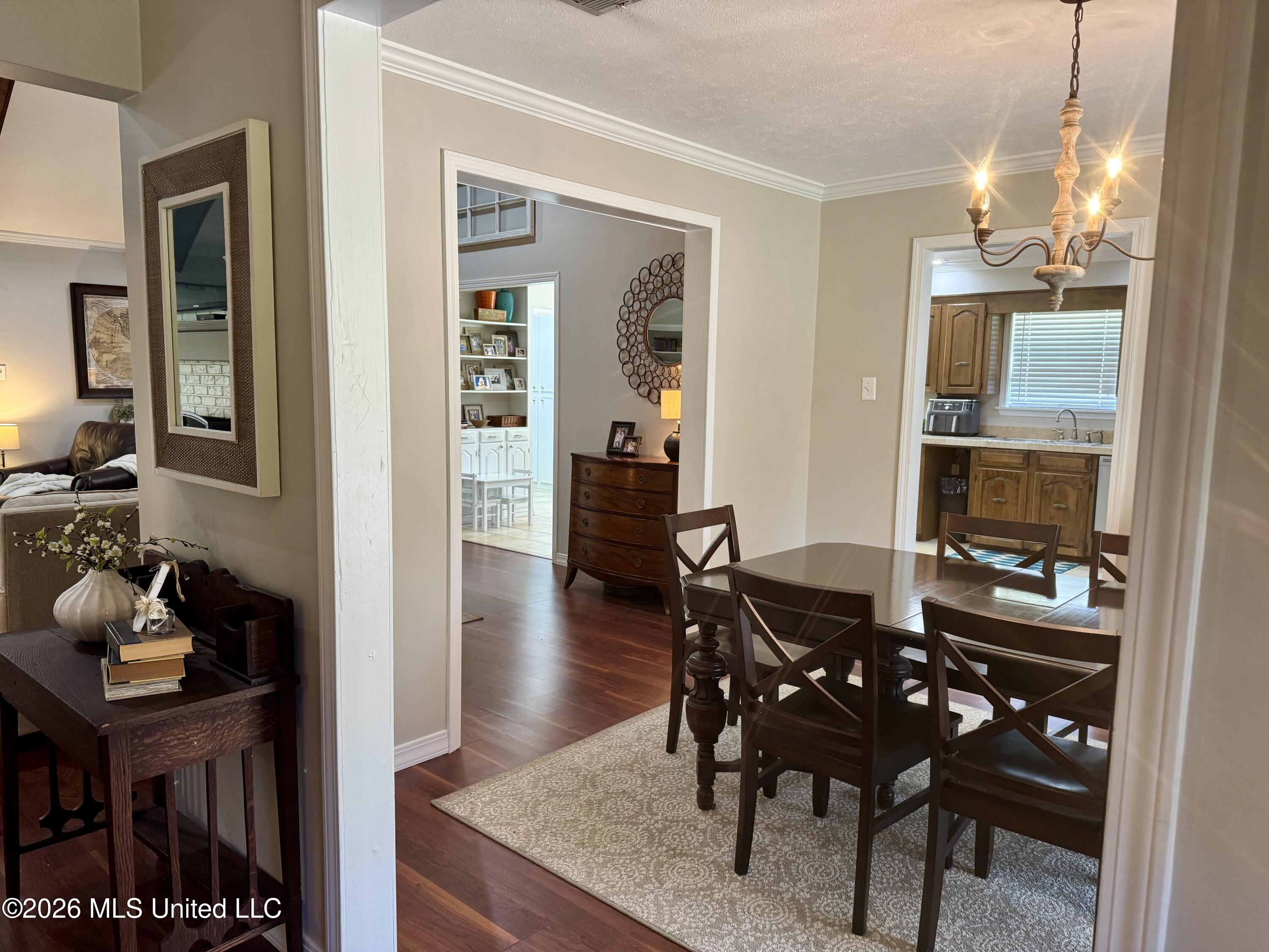 112 Greenwood Lane Property Photo 10
