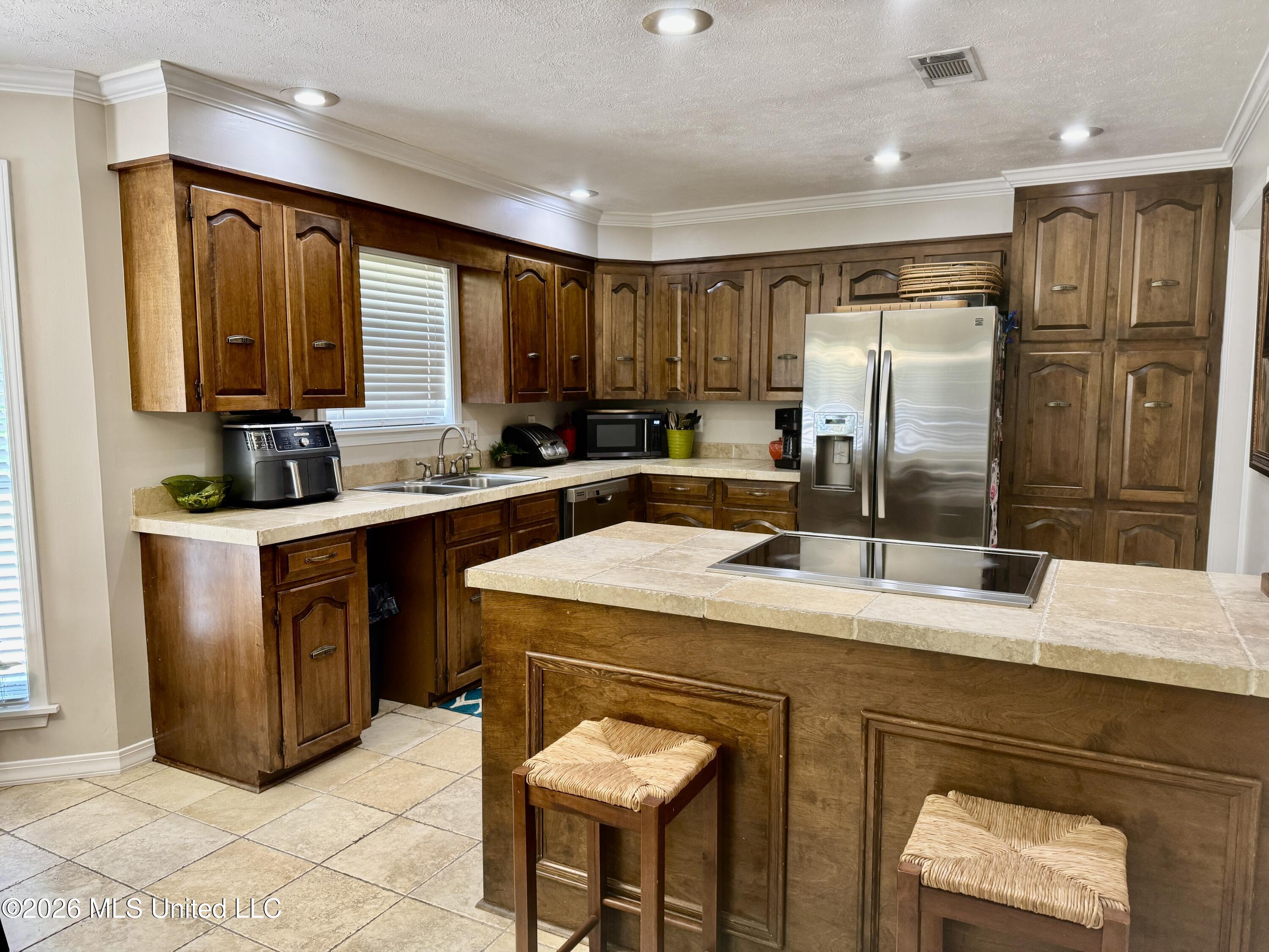 112 Greenwood Lane Property Photo 28