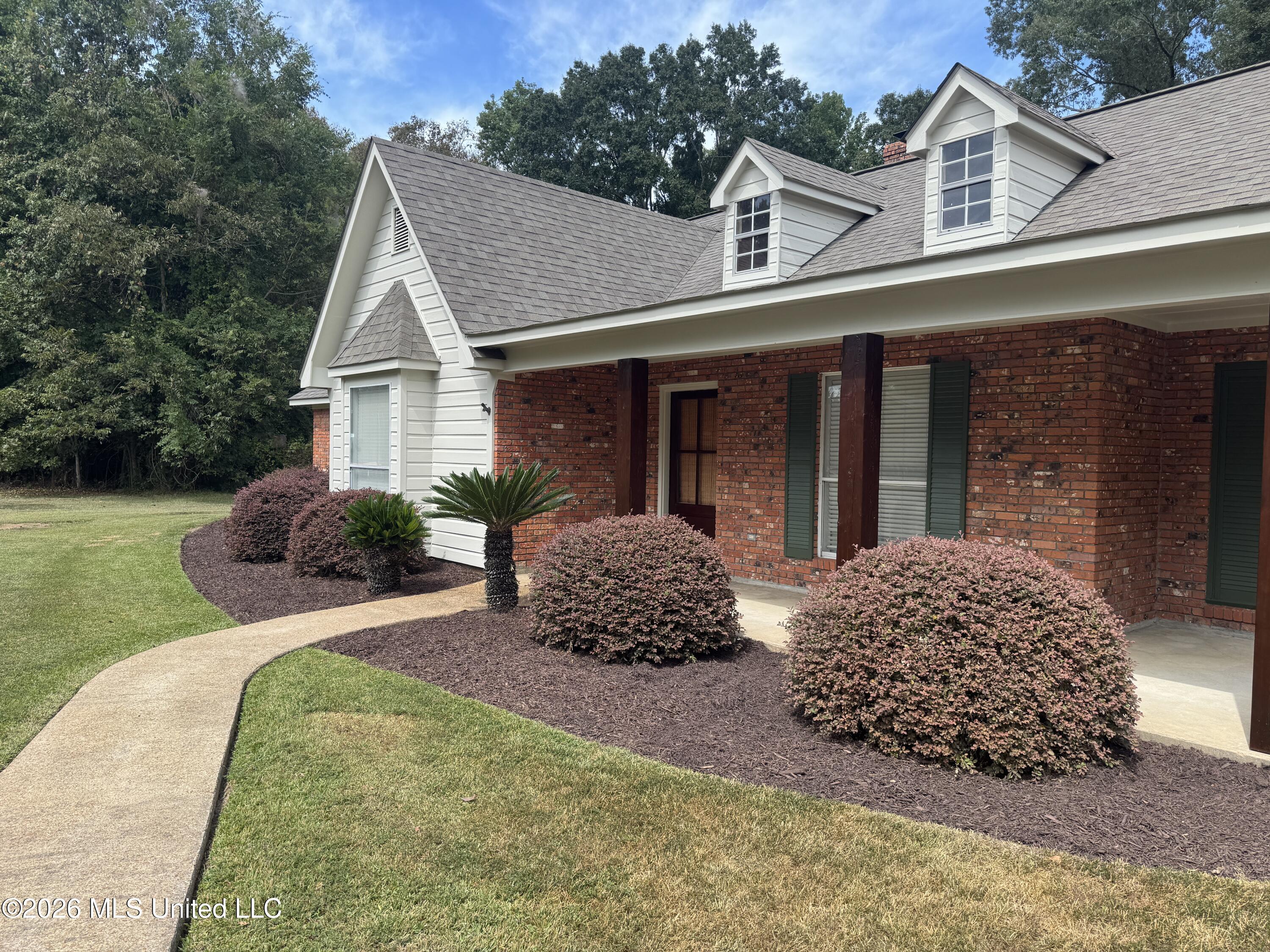 112 Greenwood Lane Property Photo 60