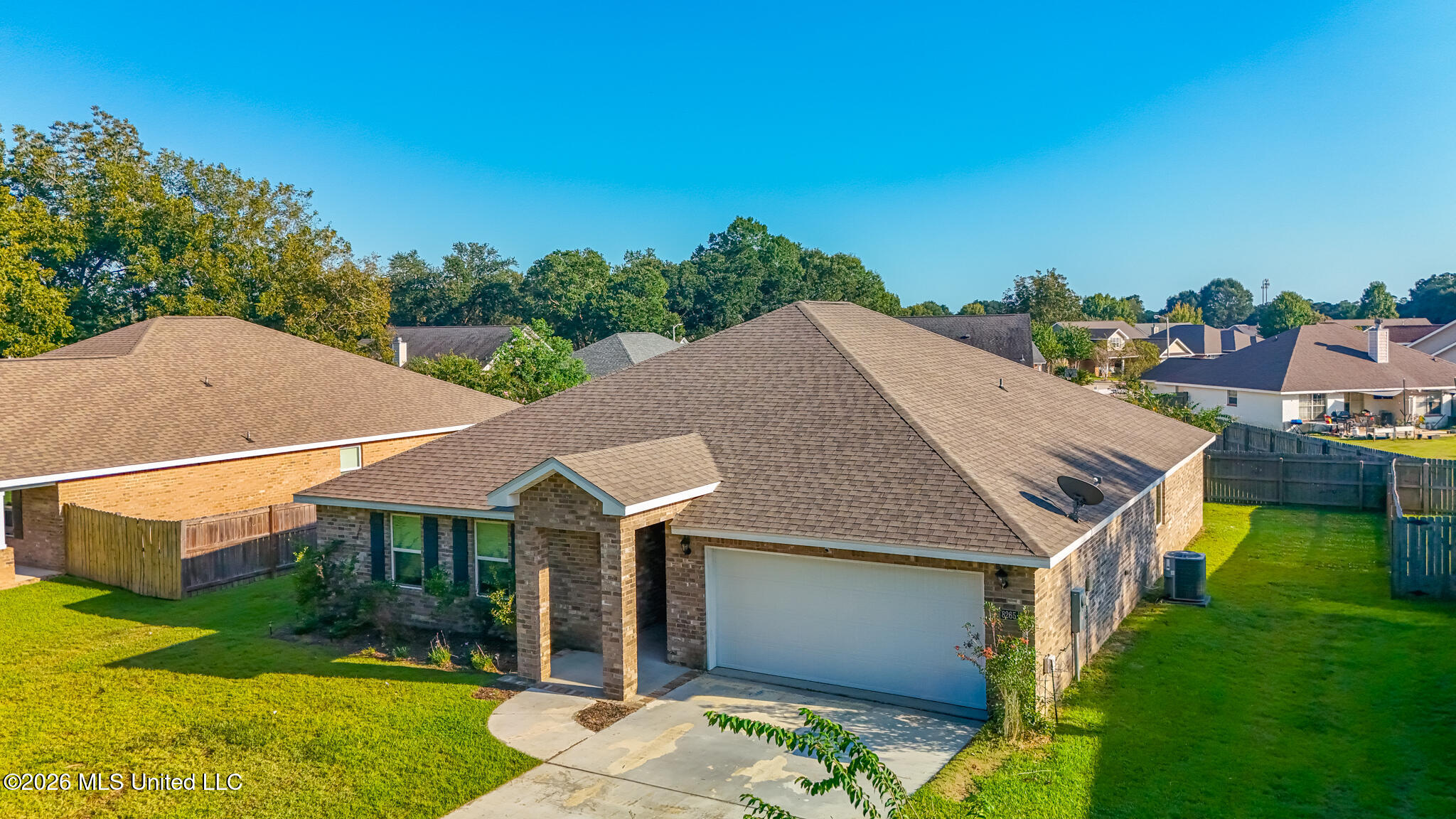 8265 Curry Road Property Photo 15