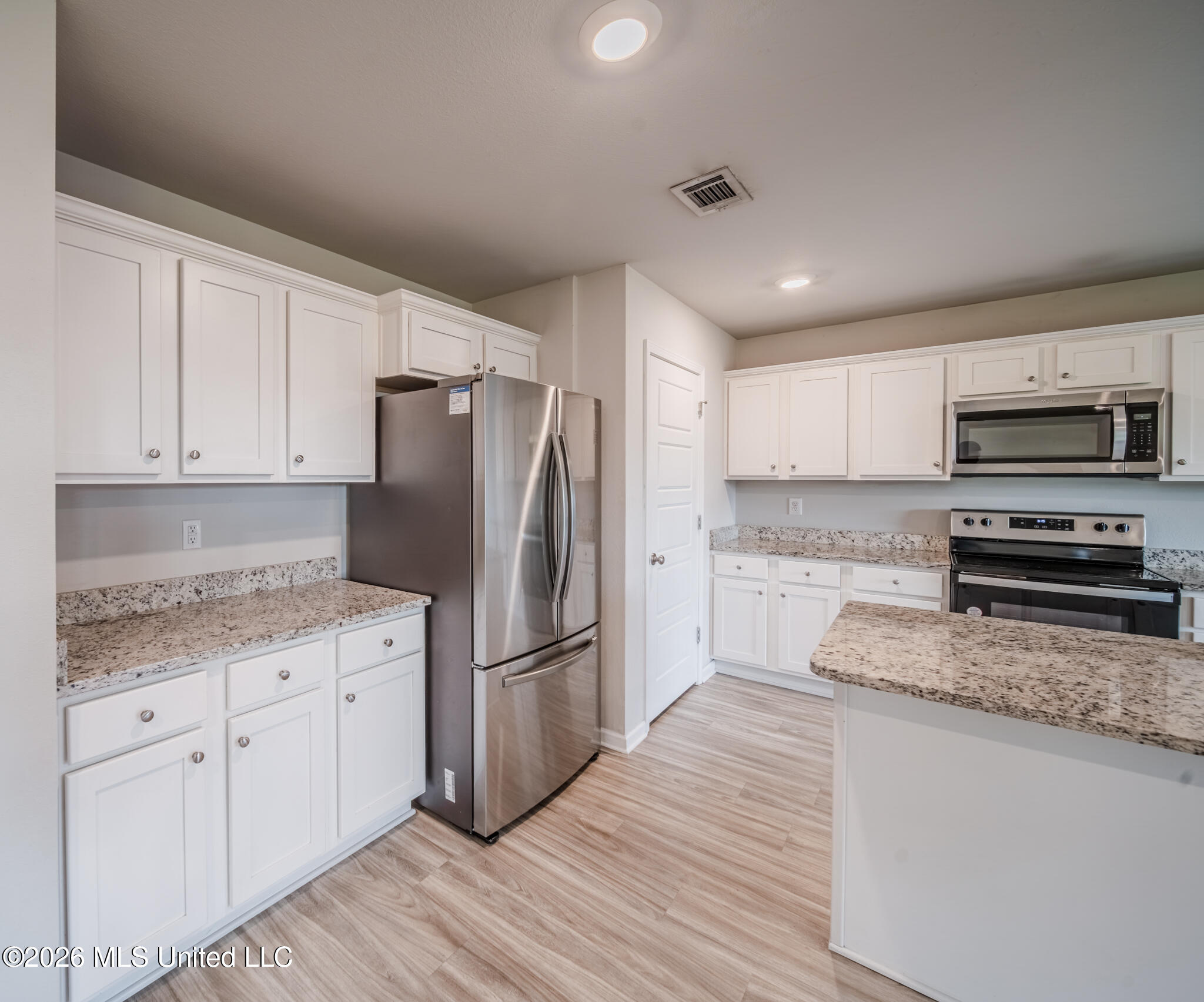 8265 Curry Road Property Photo 19
