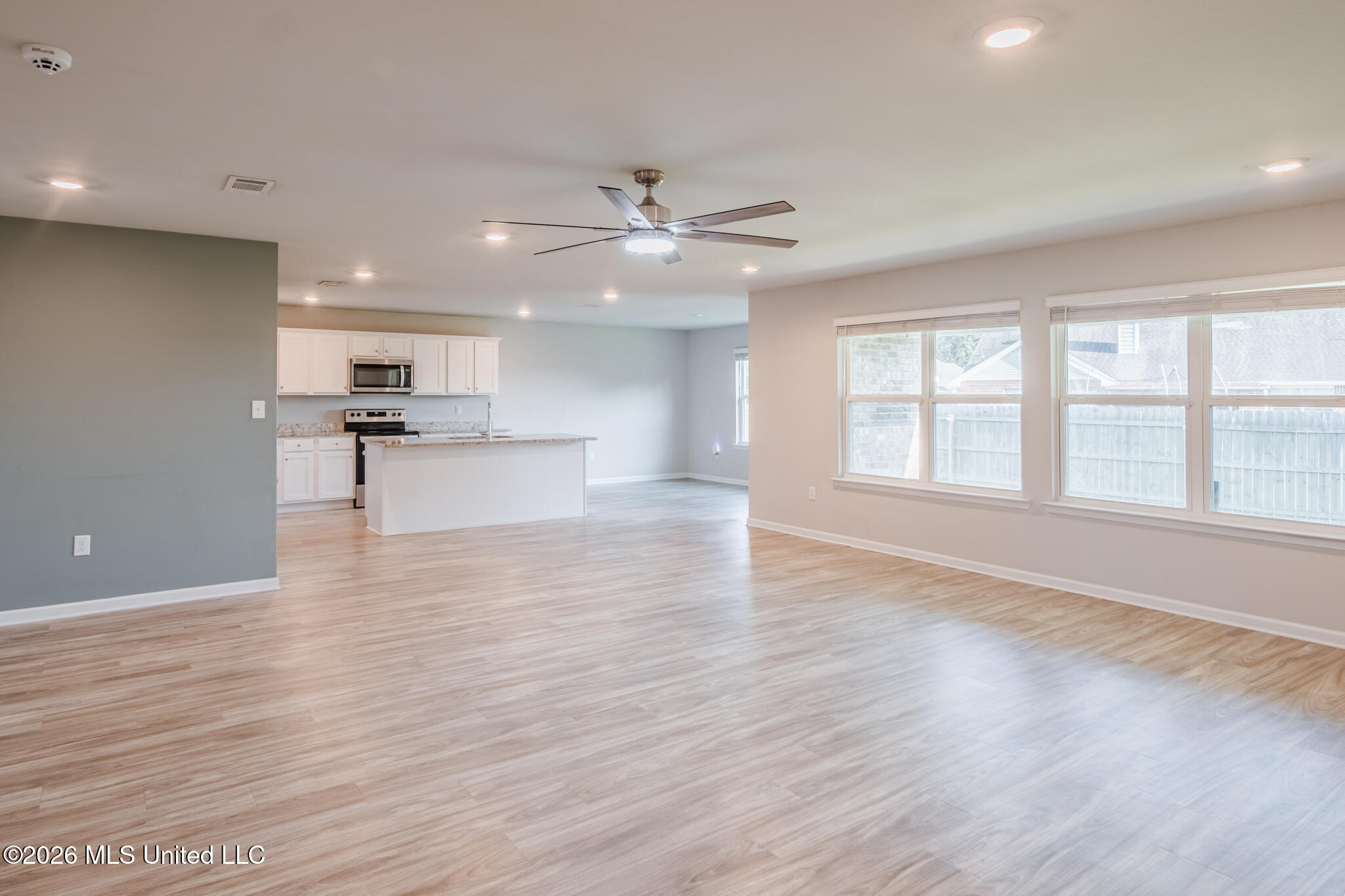 8265 Curry Road Property Photo 32