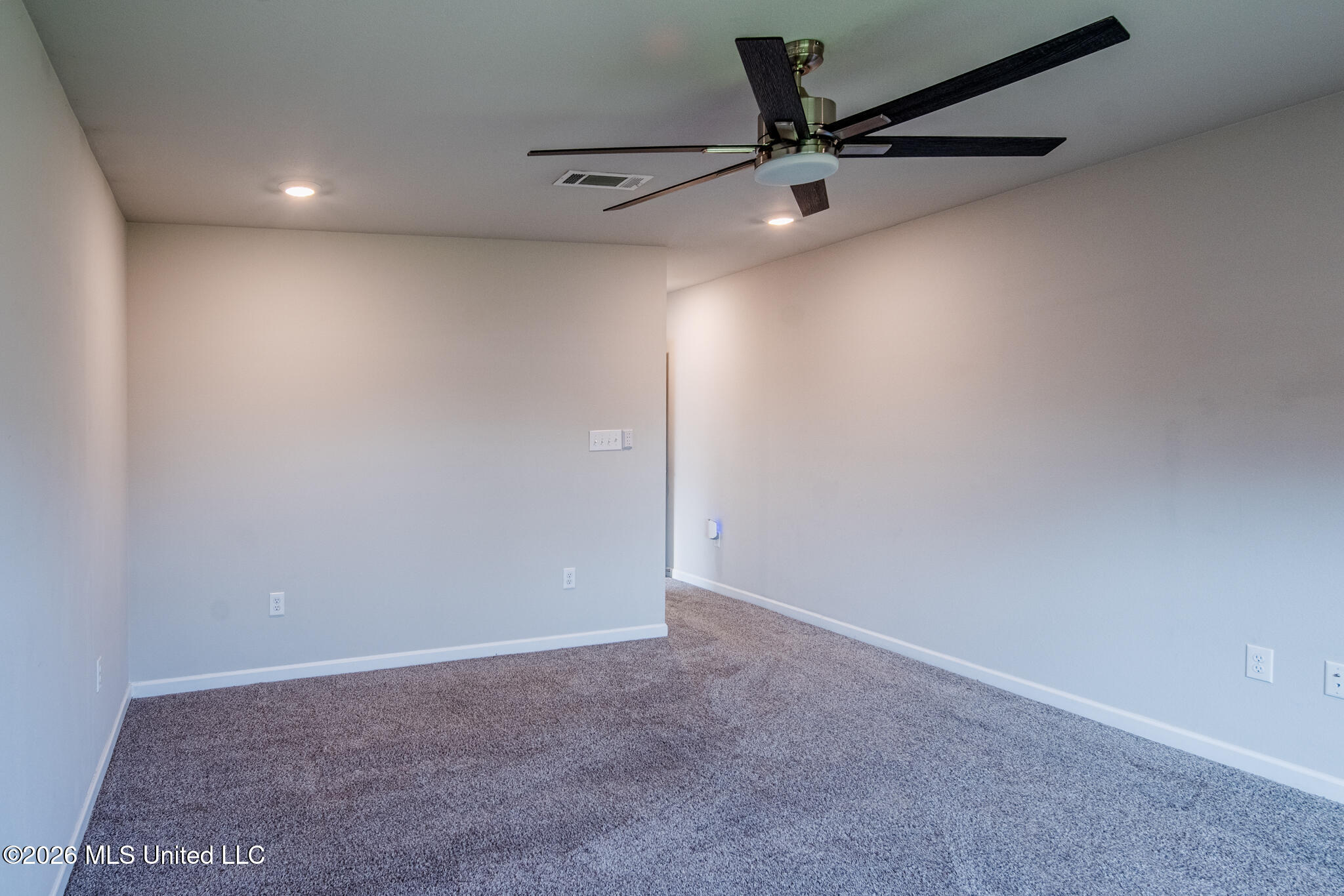 8265 Curry Road Property Photo 41