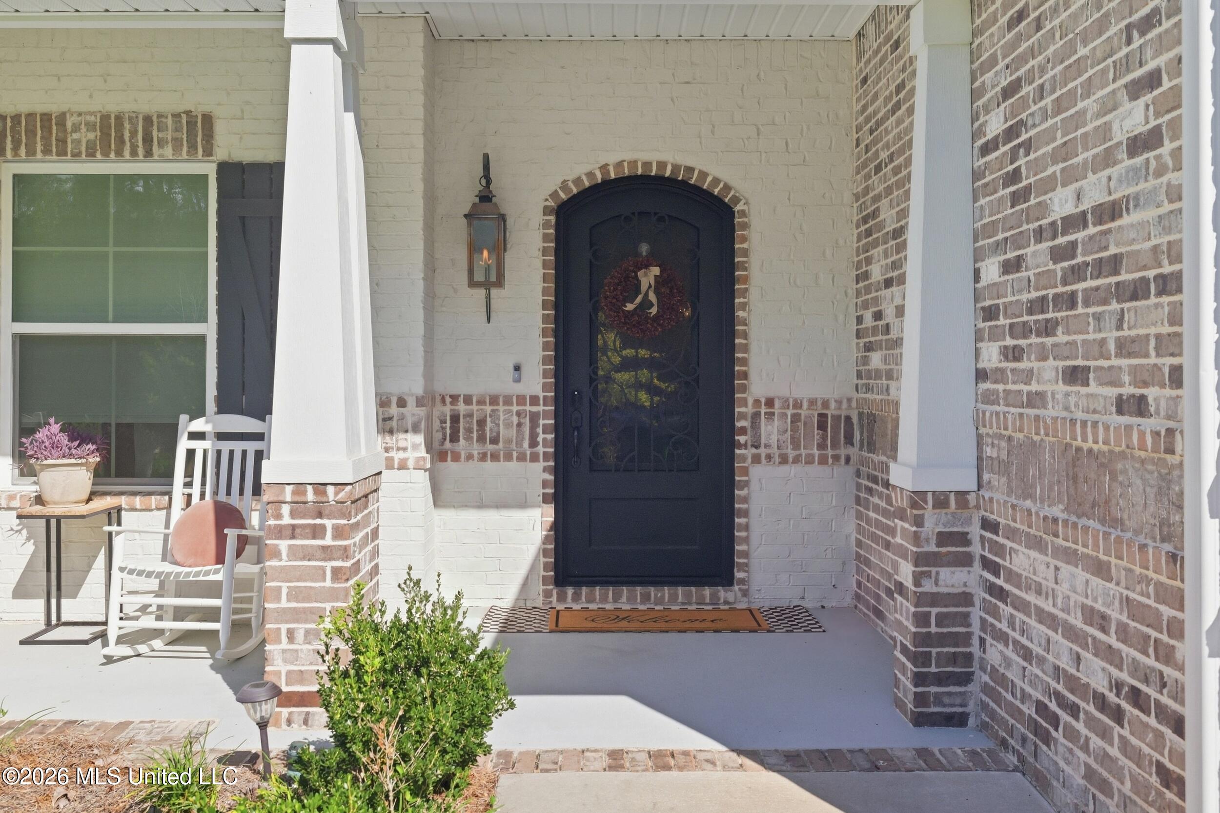 13462 Forest Ridge Drive Property Photo 4
