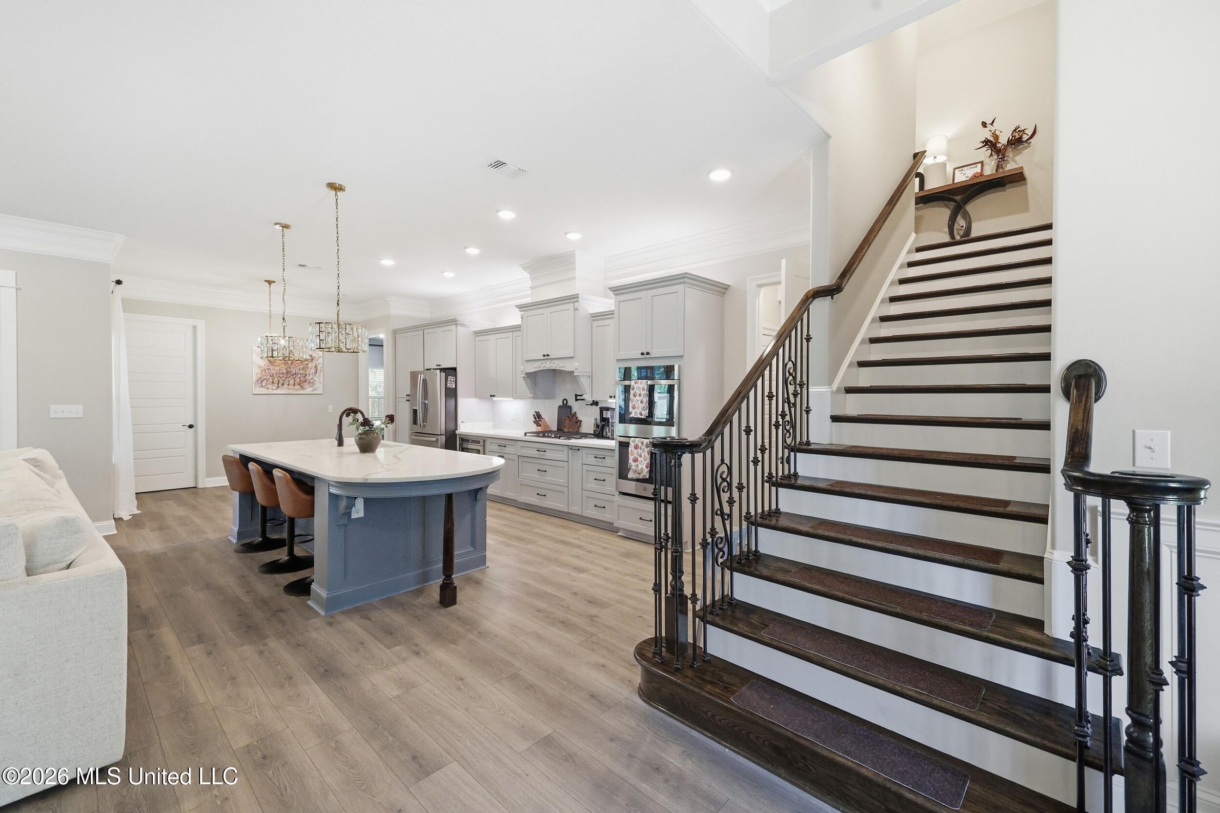13462 Forest Ridge Drive Property Photo 6