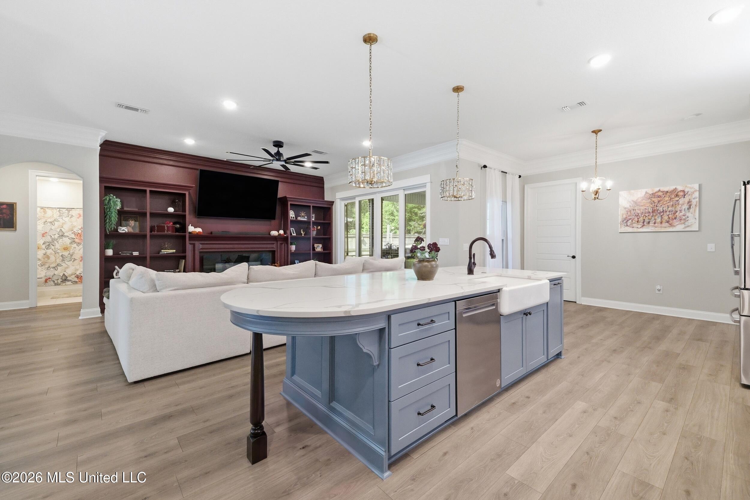 13462 Forest Ridge Drive Property Photo 17