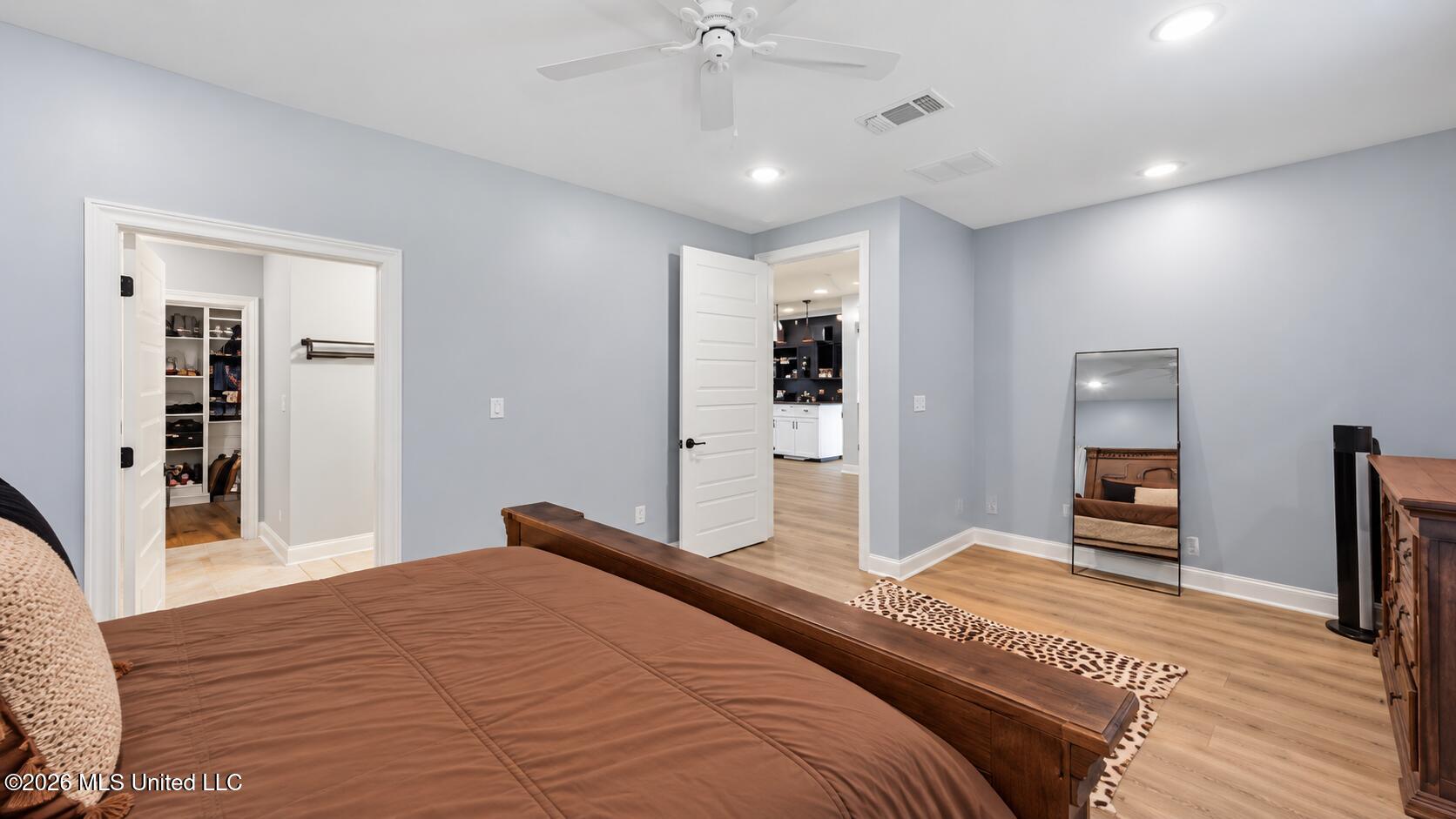 13462 Forest Ridge Drive Property Photo 25