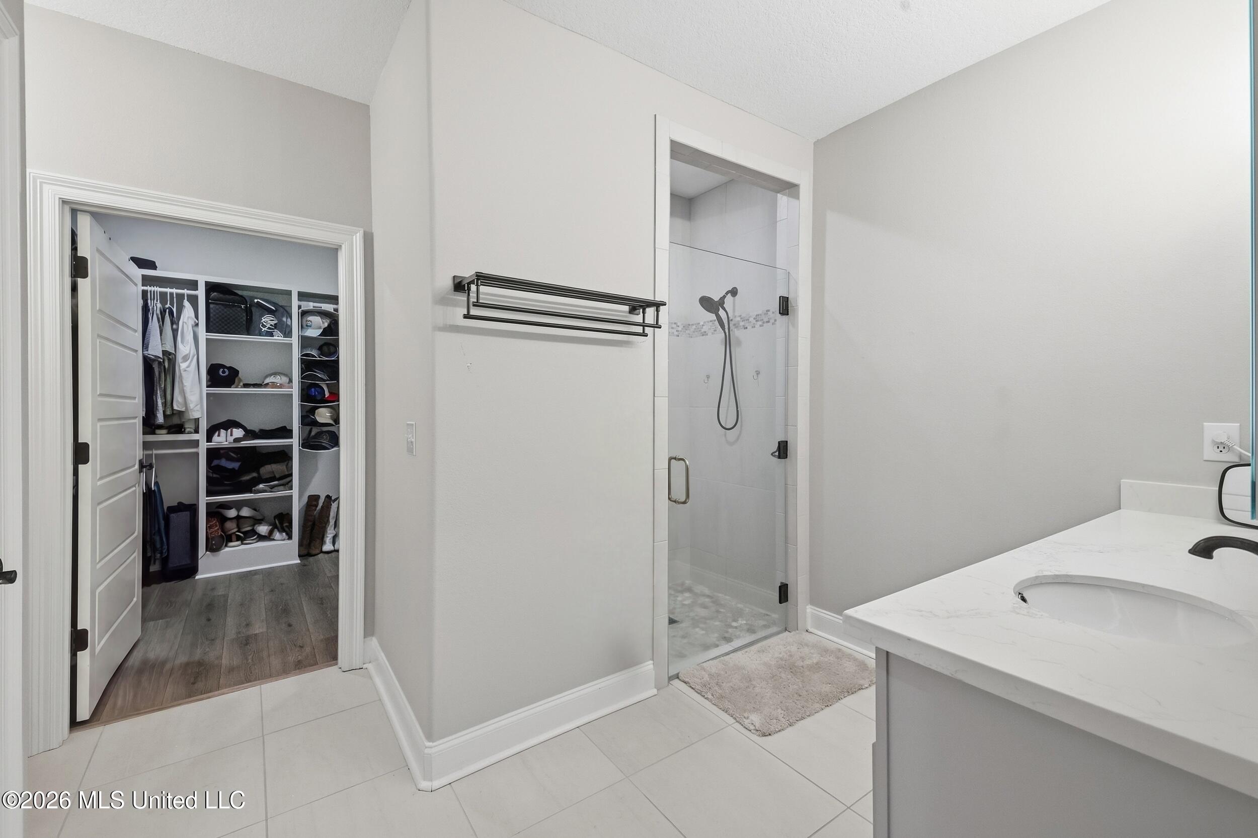 13462 Forest Ridge Drive Property Photo 28