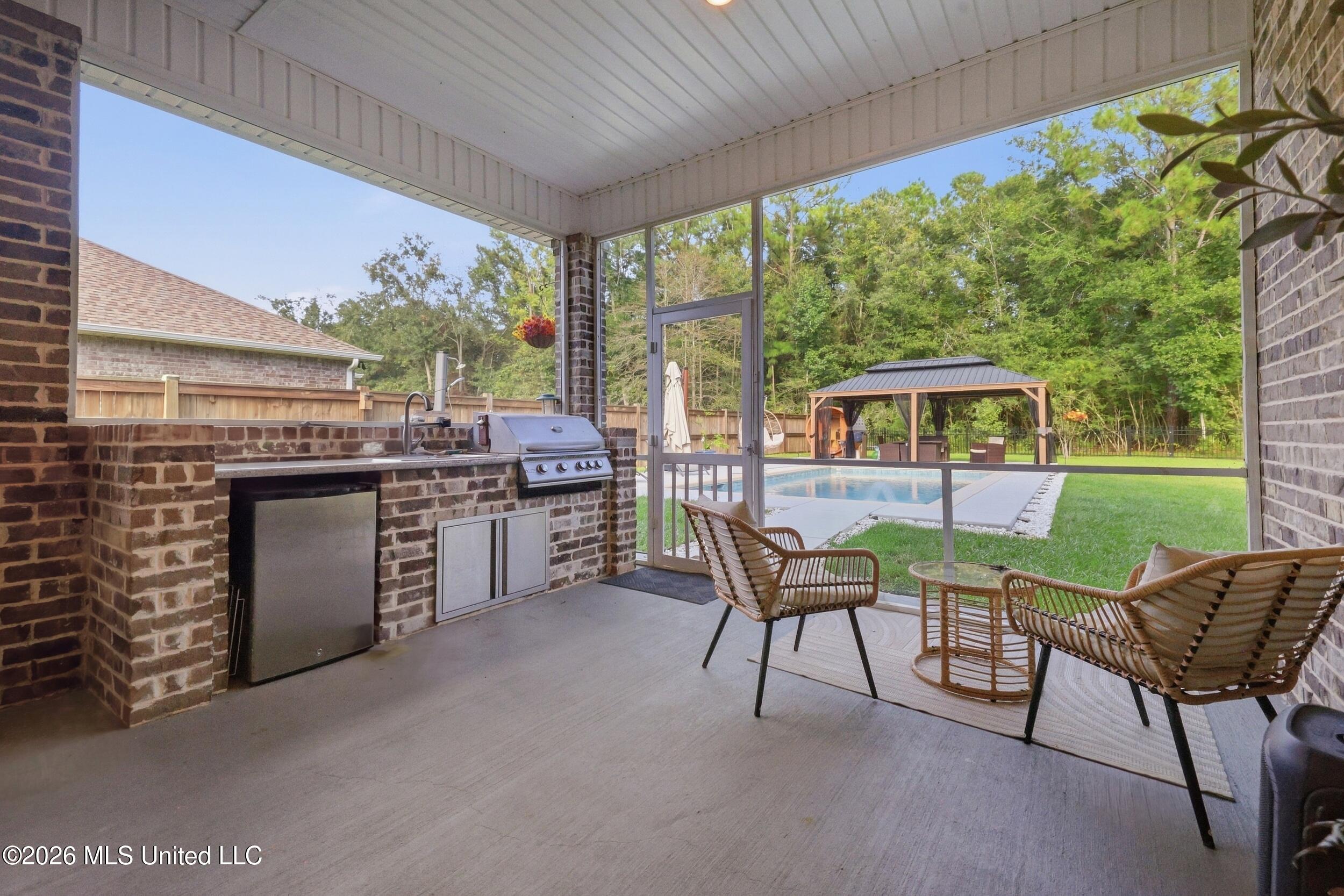 13462 Forest Ridge Drive Property Photo 43