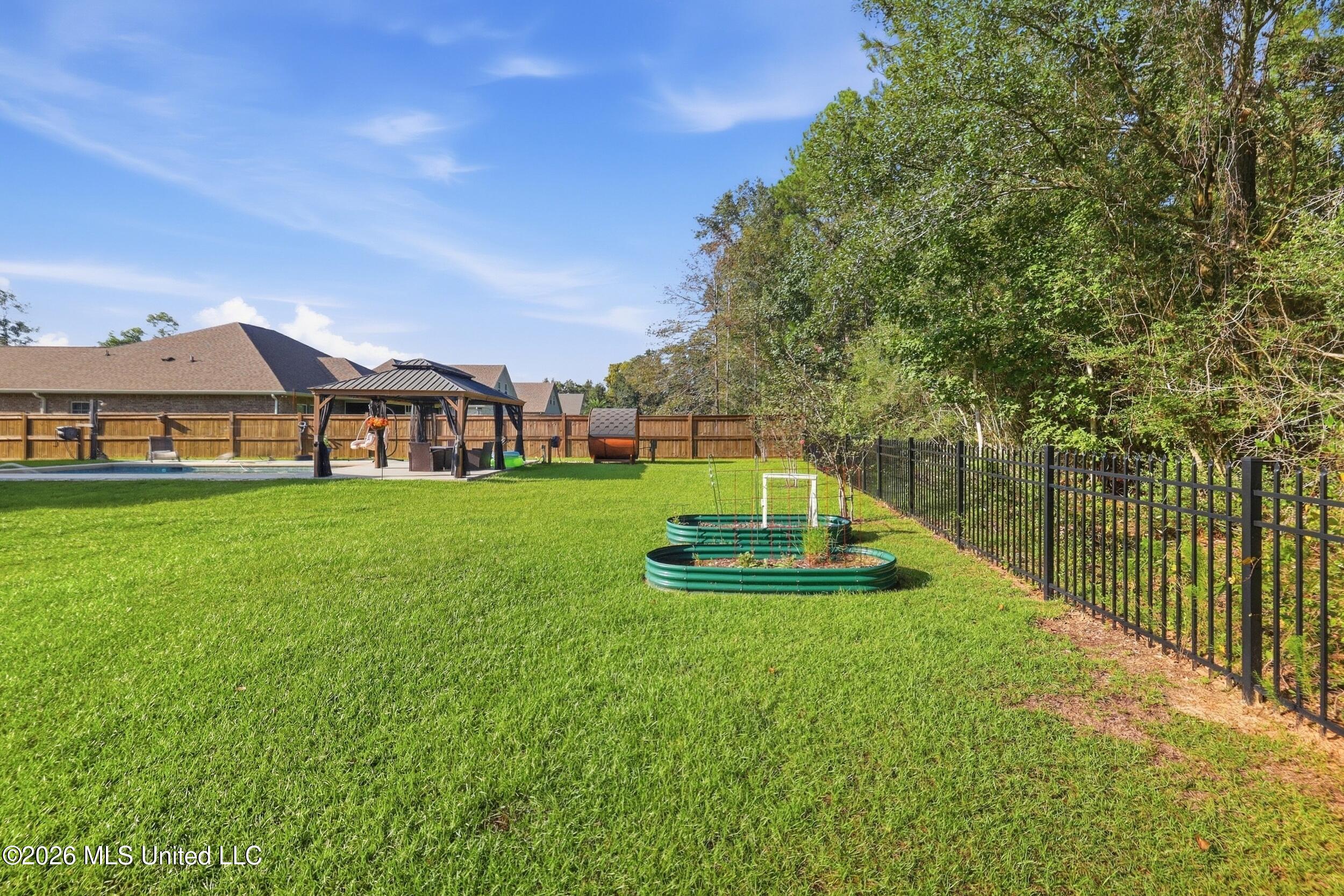 13462 Forest Ridge Drive Property Photo 51