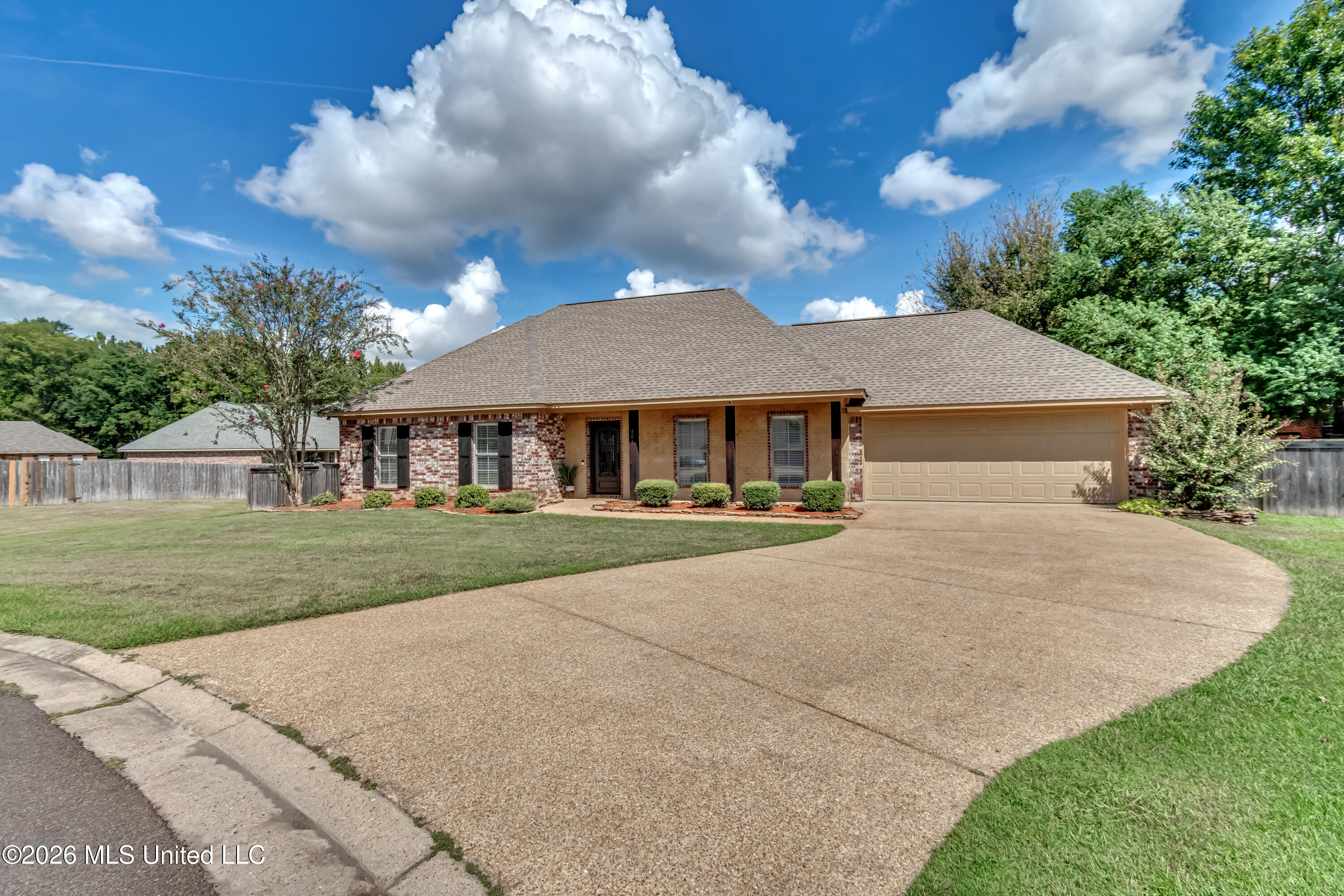704 Pecan Court Property Photo 5