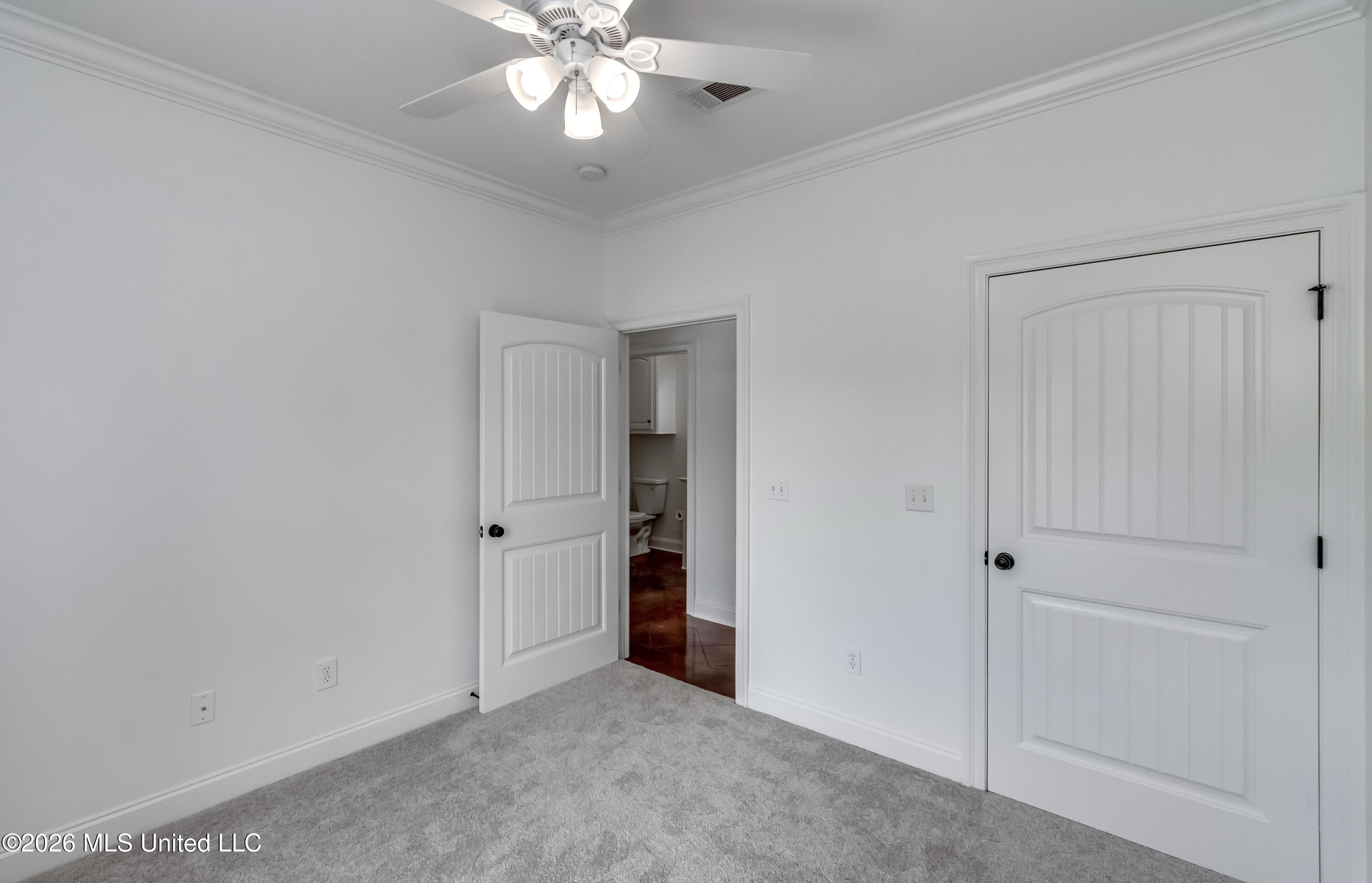 704 Pecan Court Property Photo 25