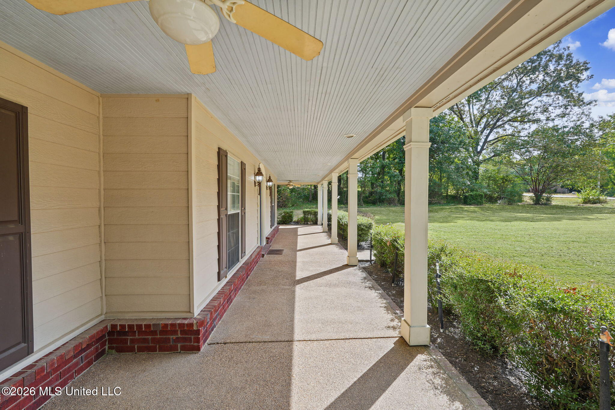 6376 Nellwood Drive Property Photo 5