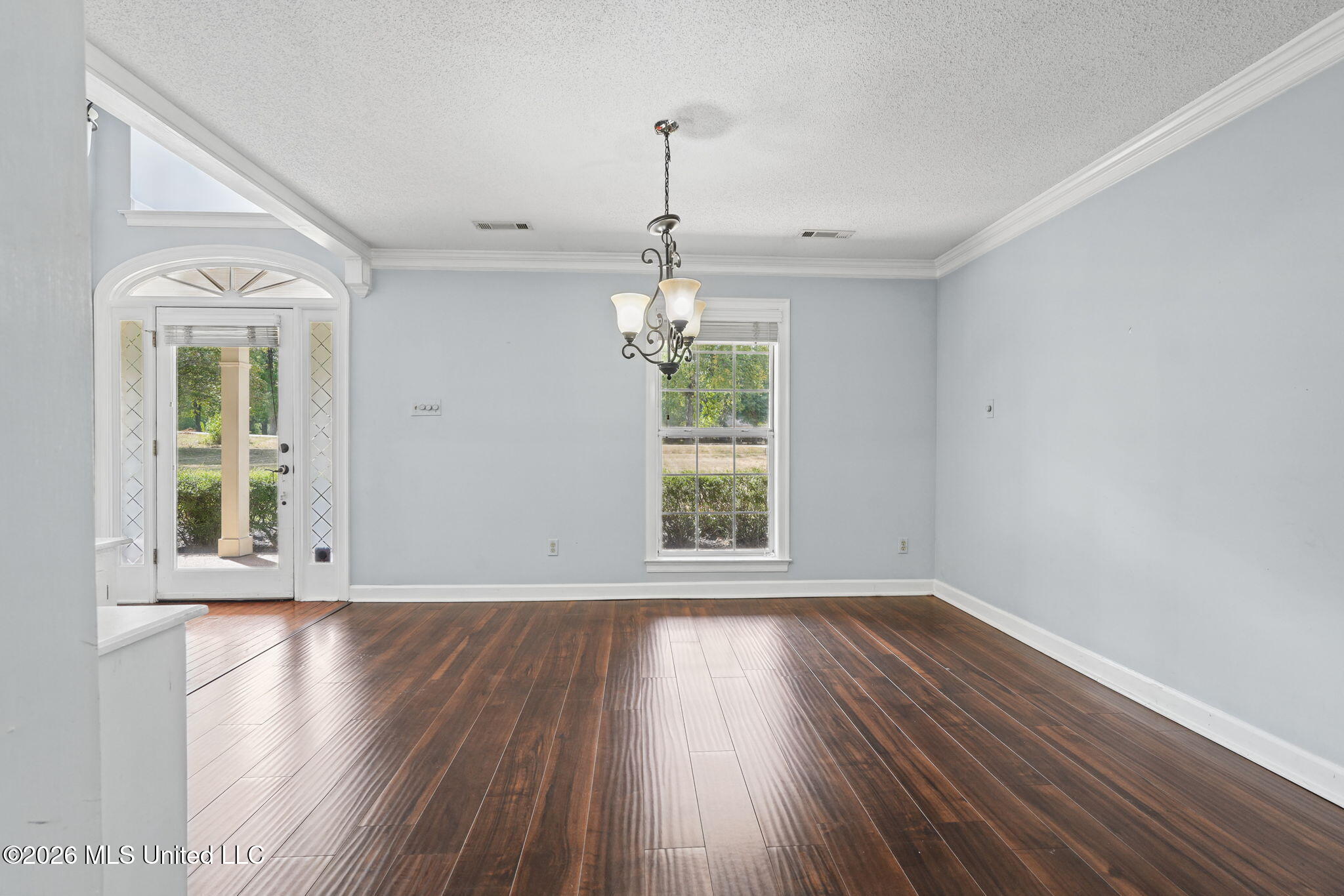 6376 Nellwood Drive Property Photo 11