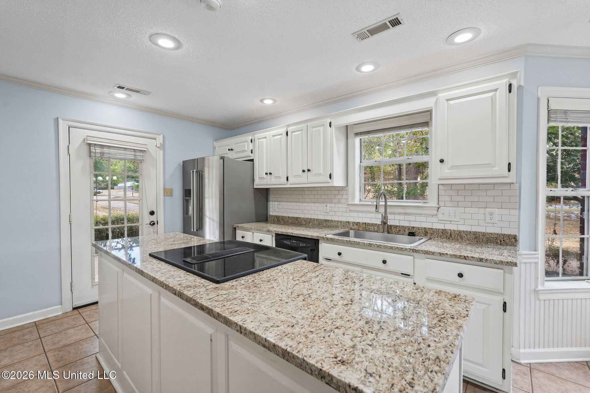 6376 Nellwood Drive Property Photo 13