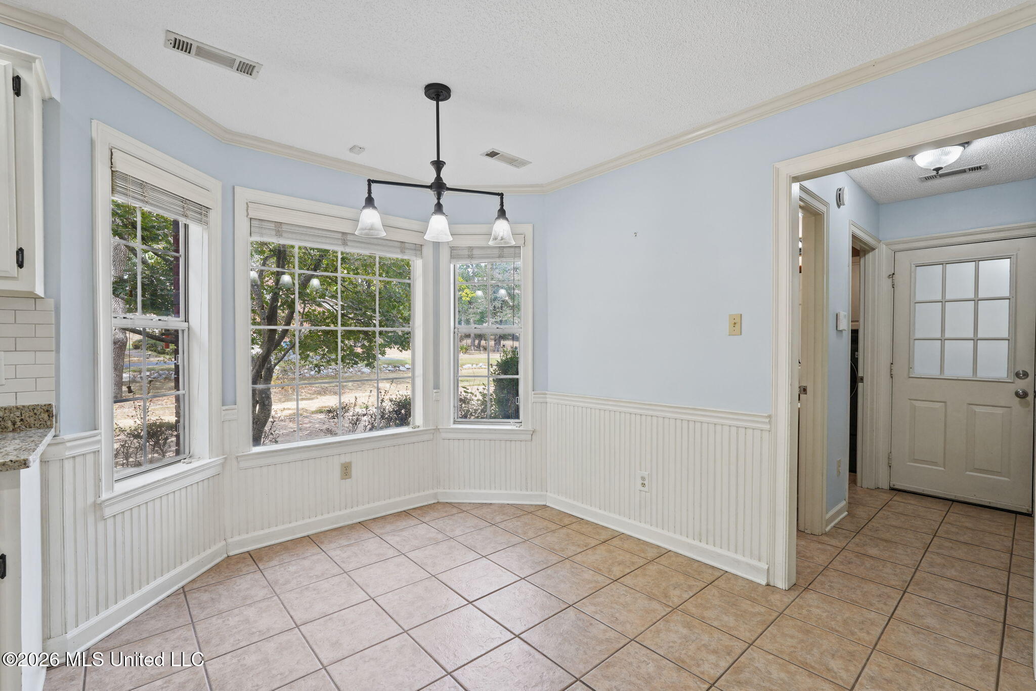 6376 Nellwood Drive Property Photo 16