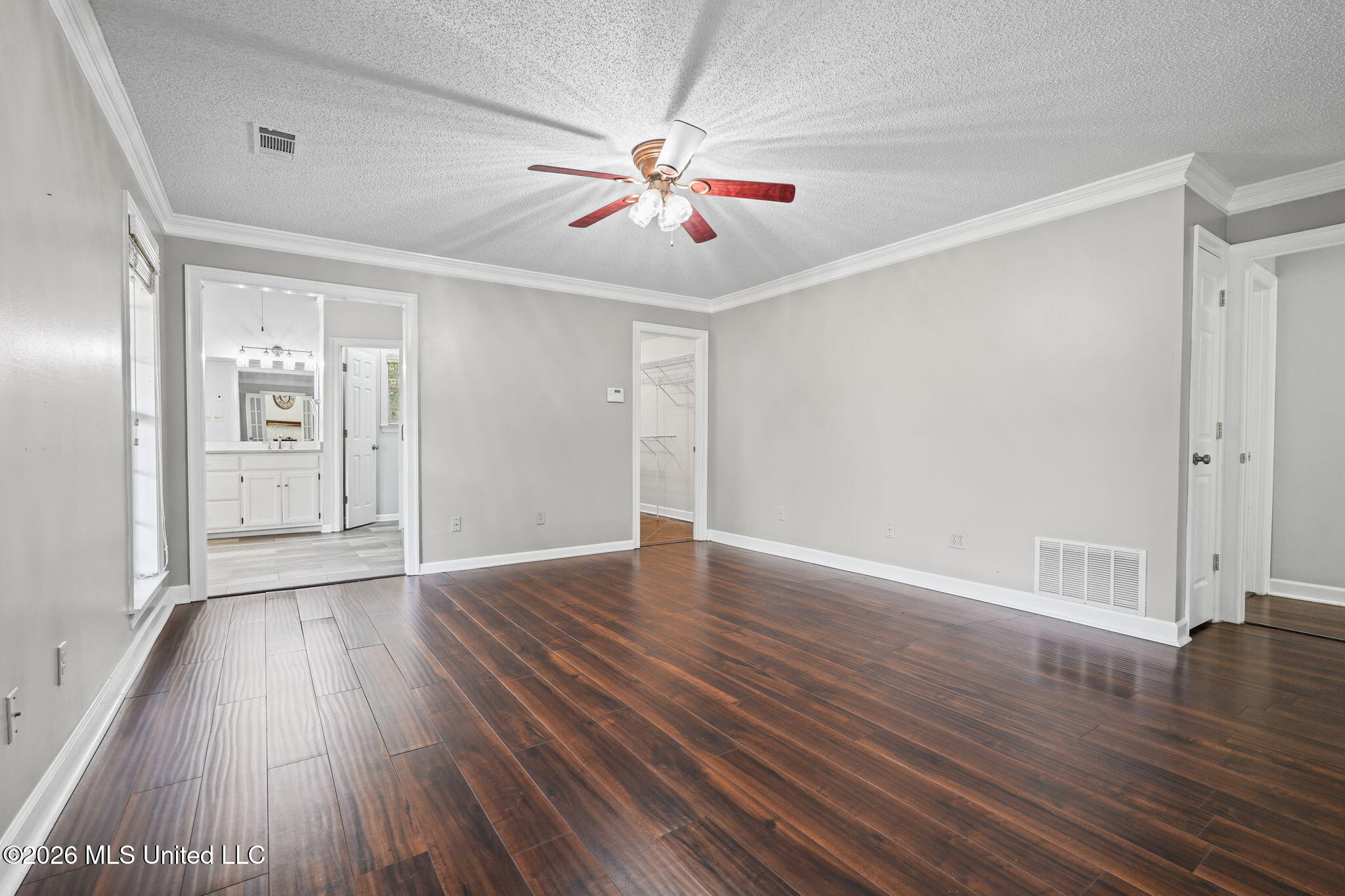 6376 Nellwood Drive Property Photo 20