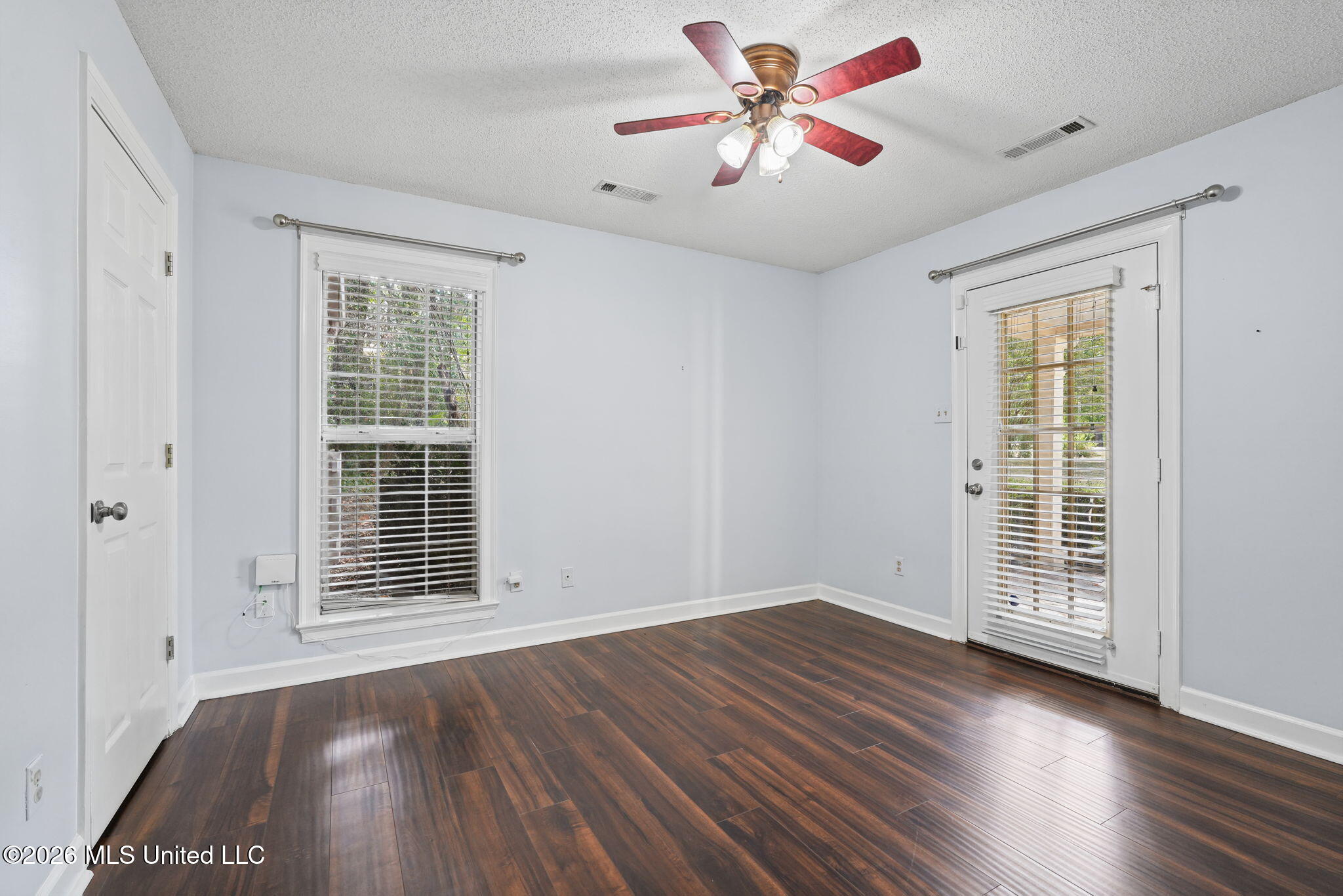 6376 Nellwood Drive Property Photo 25