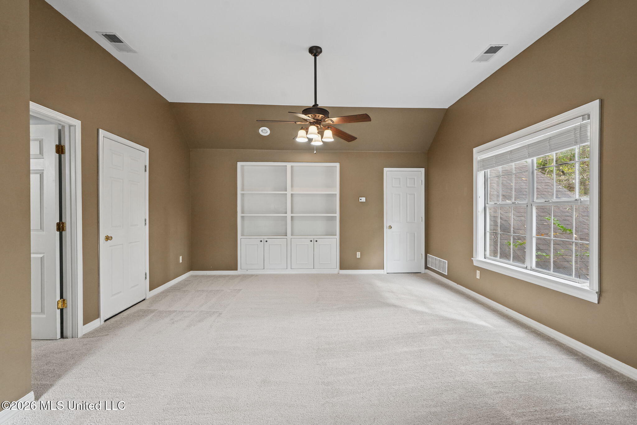 6376 Nellwood Drive Property Photo 32