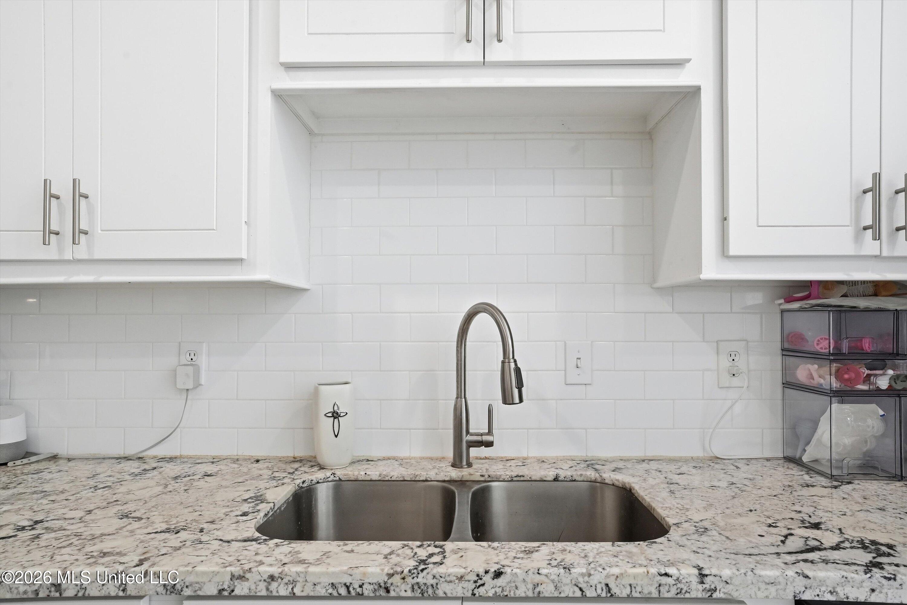 828 Long Leaf Circle Property Photo 19
