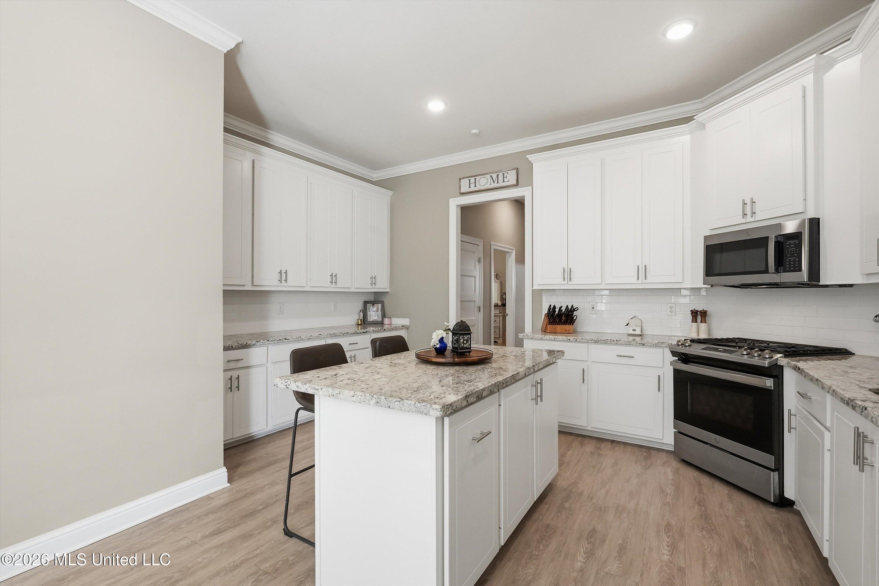 828 Long Leaf Circle Property Photo 21