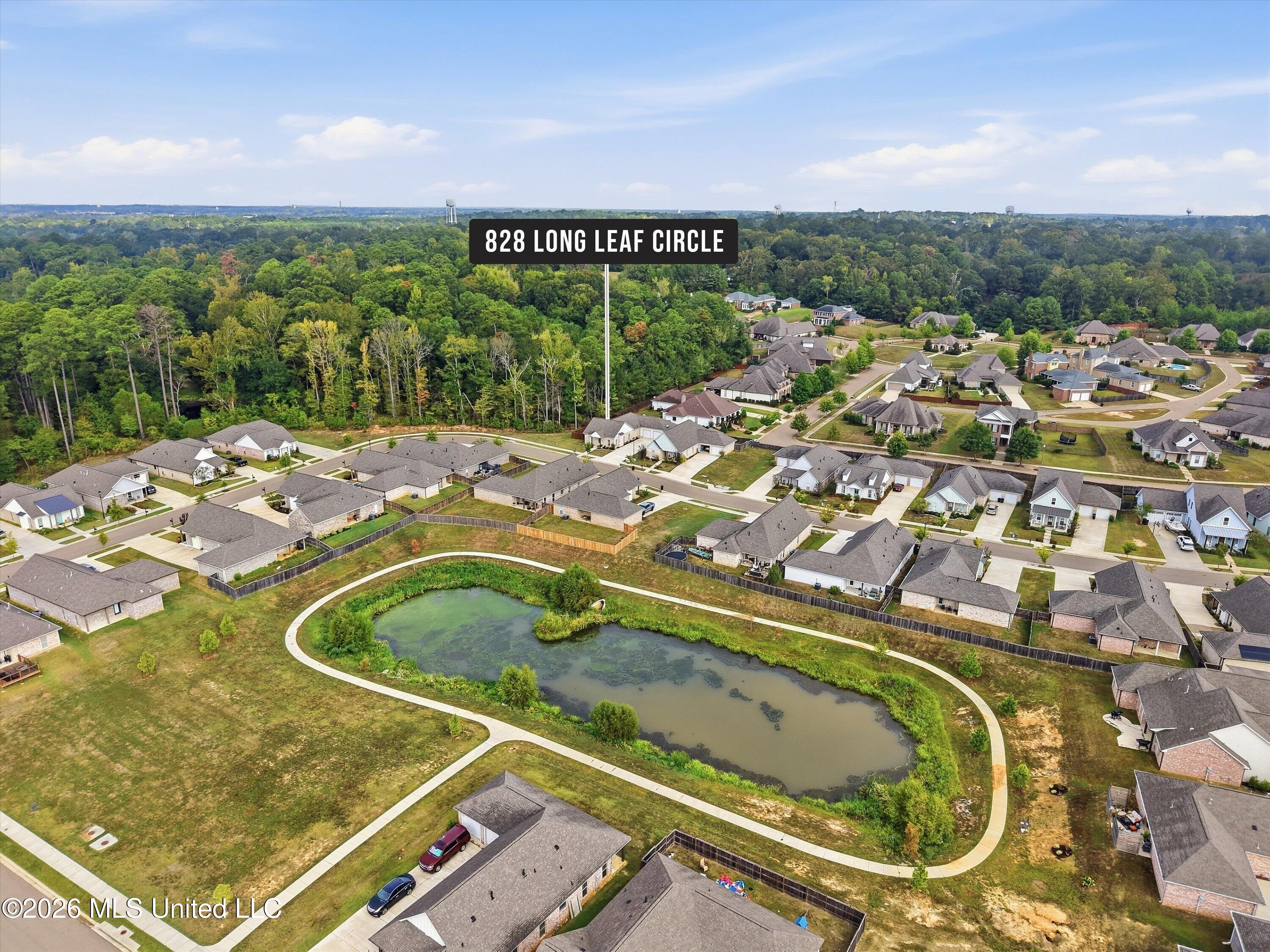 828 Long Leaf Circle Property Photo 43