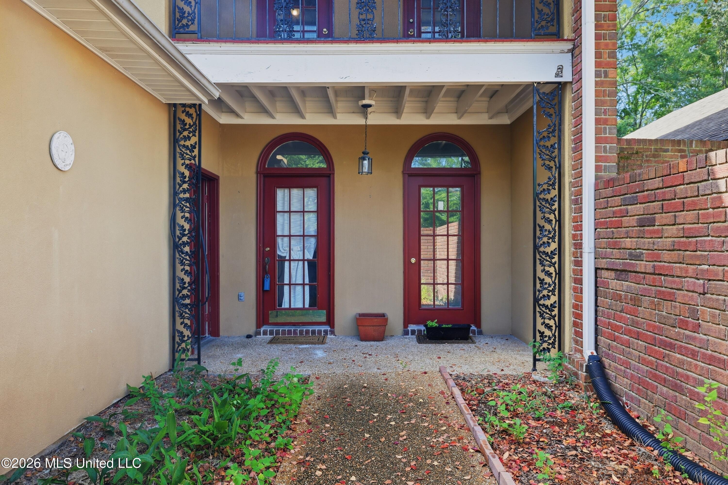 105 Armonde Court Property Photo 3