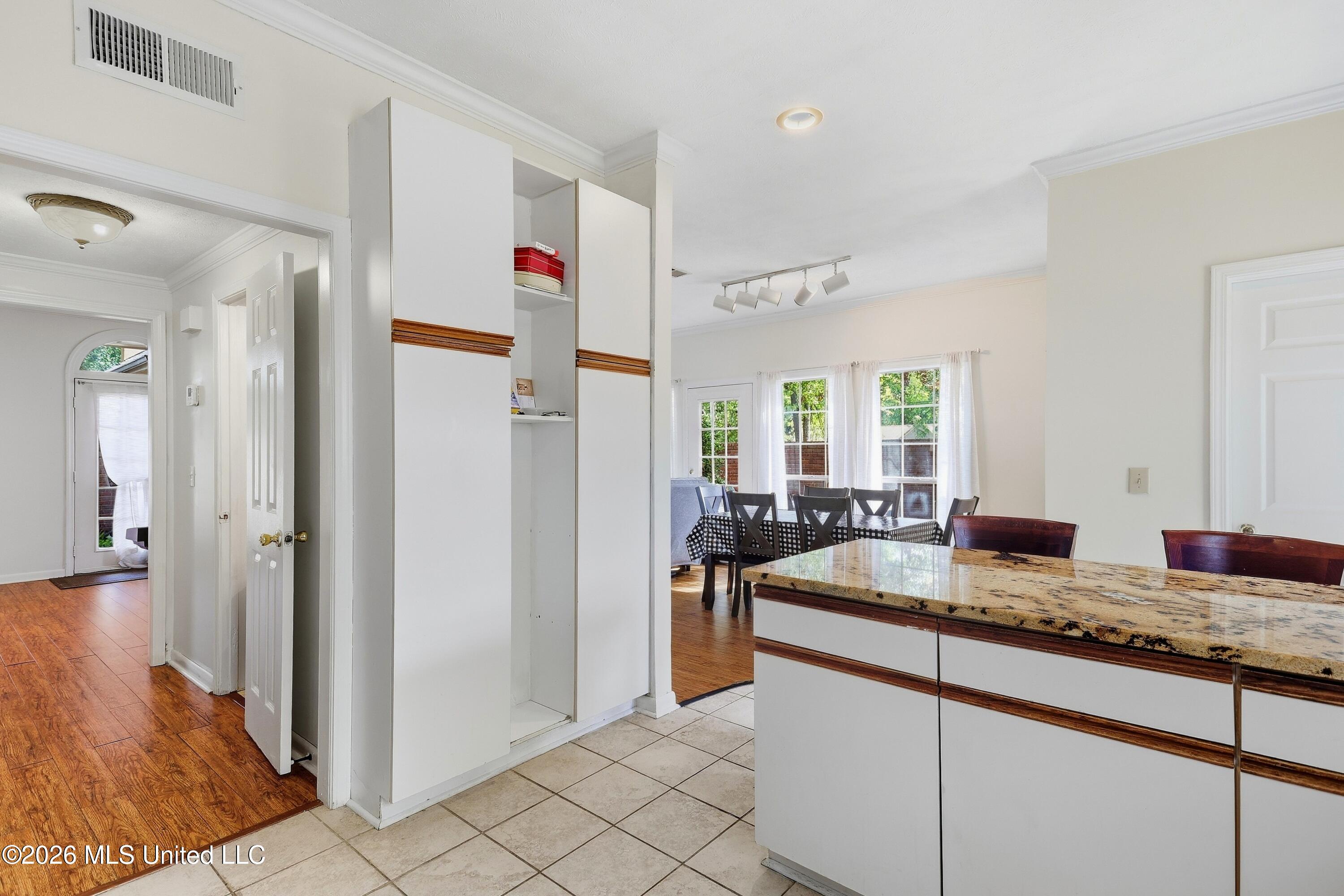 105 Armonde Court Property Photo 11